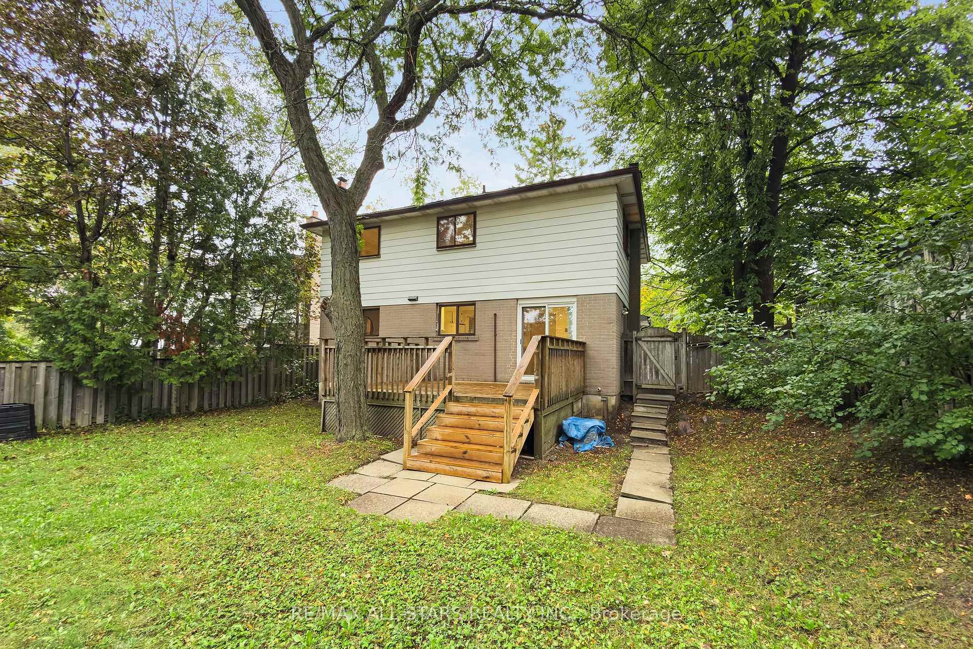 11 Gillbank Crescent, Toronto