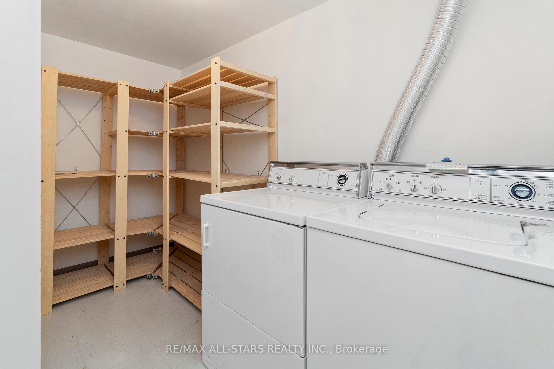 #718 - 2 Raymerville Drive Unit: 718