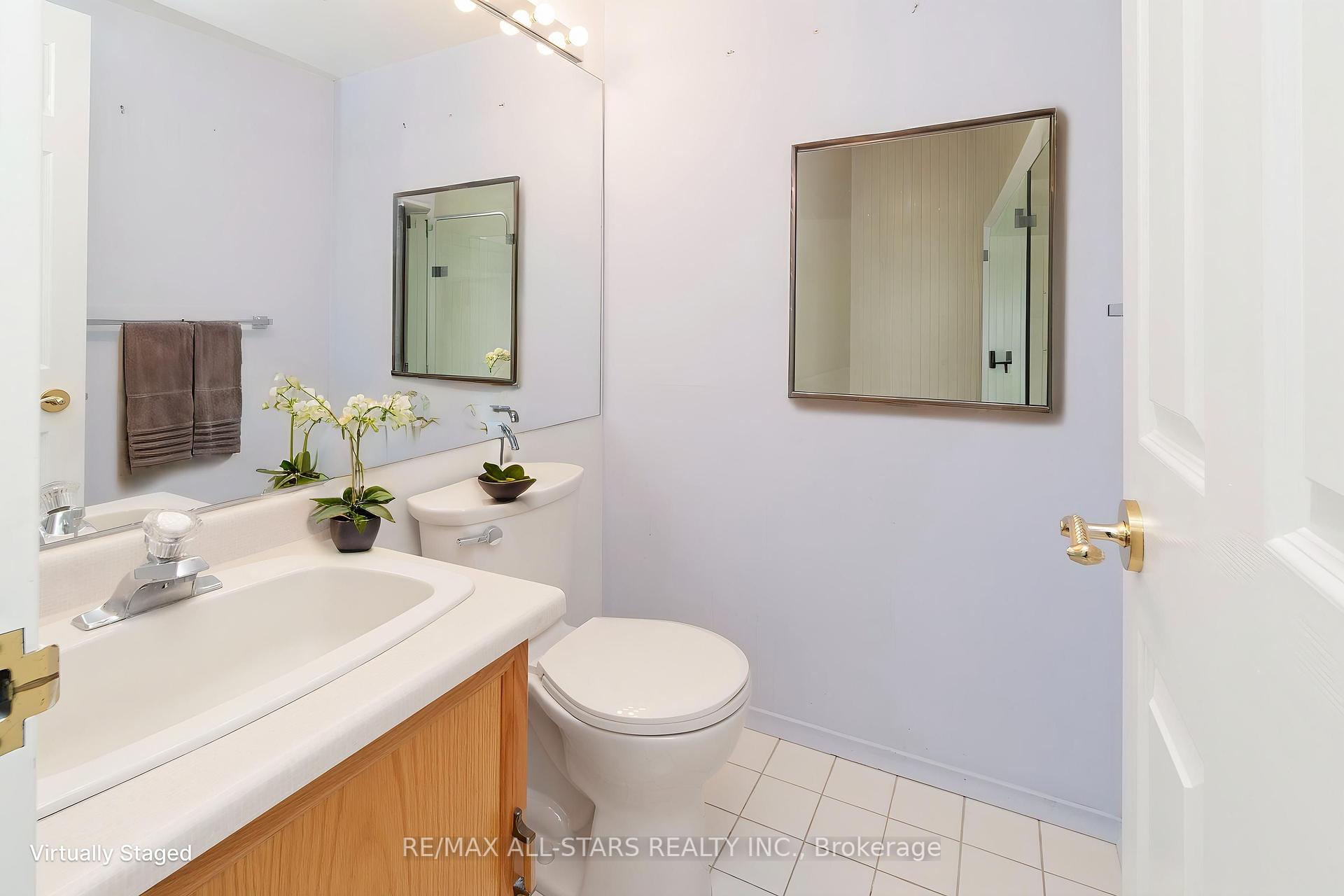 #718 - 2 Raymerville Drive Unit: 718