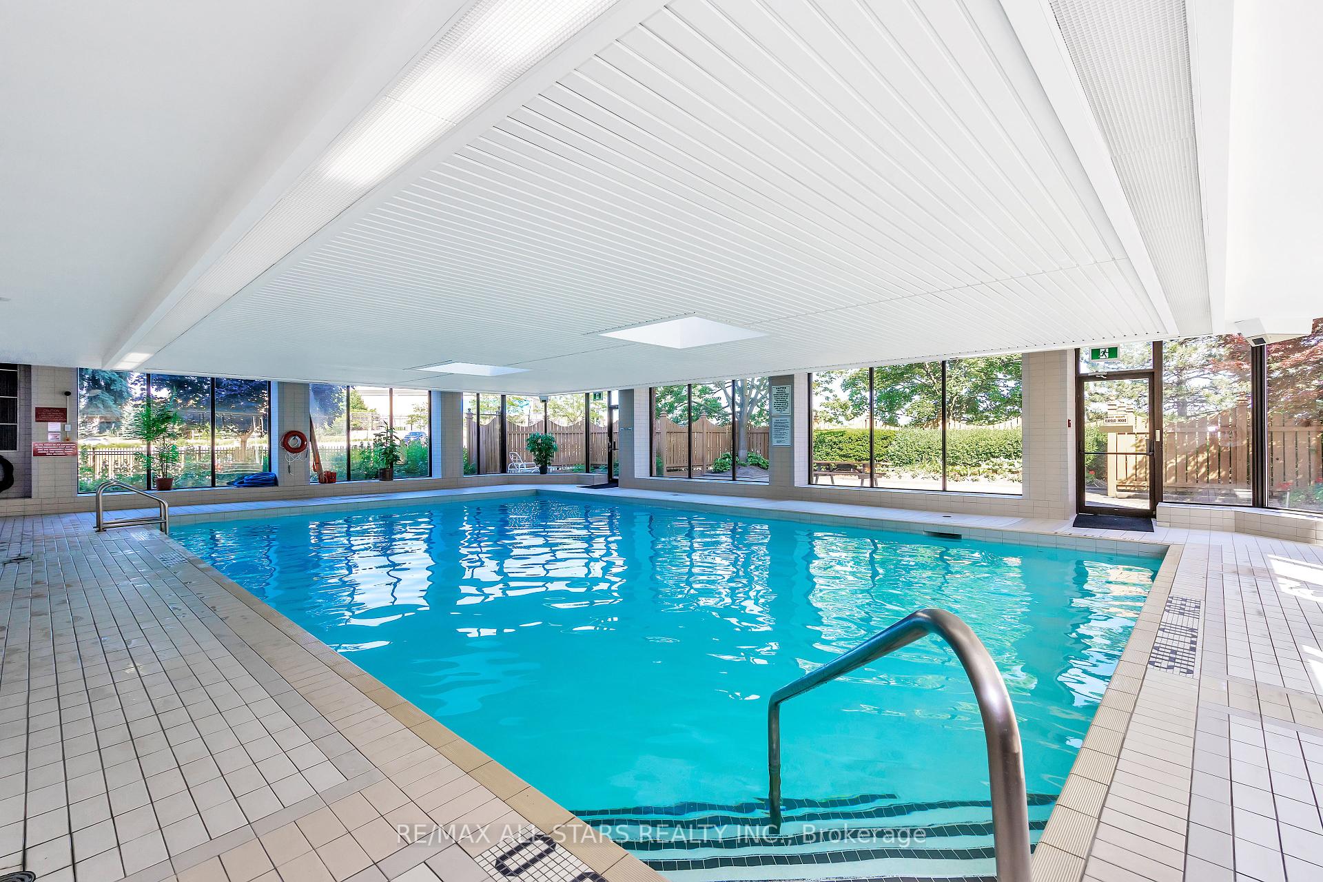 #822 - 25 Austin Drive Unit: 822