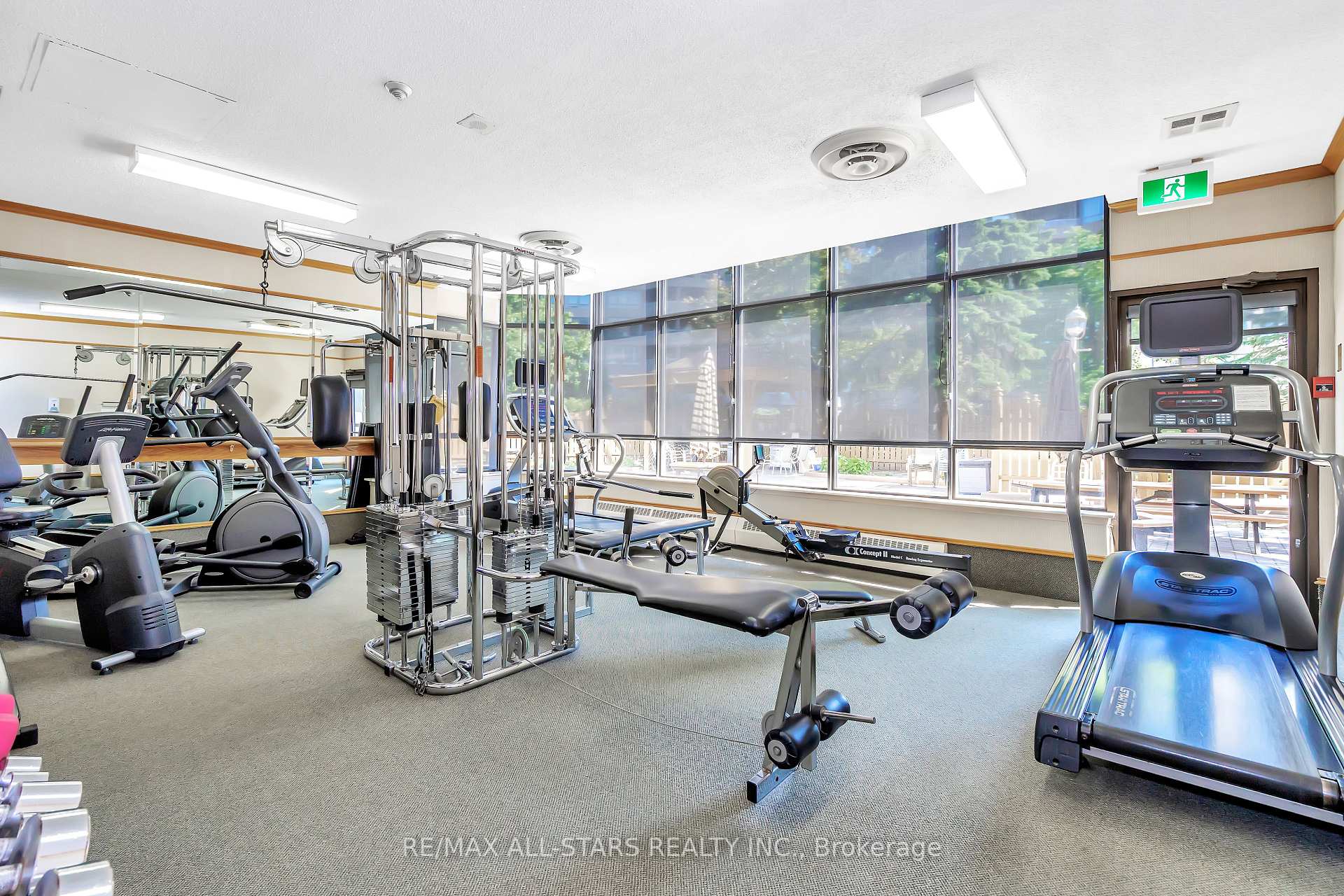 #822 - 25 Austin Drive Unit: 822