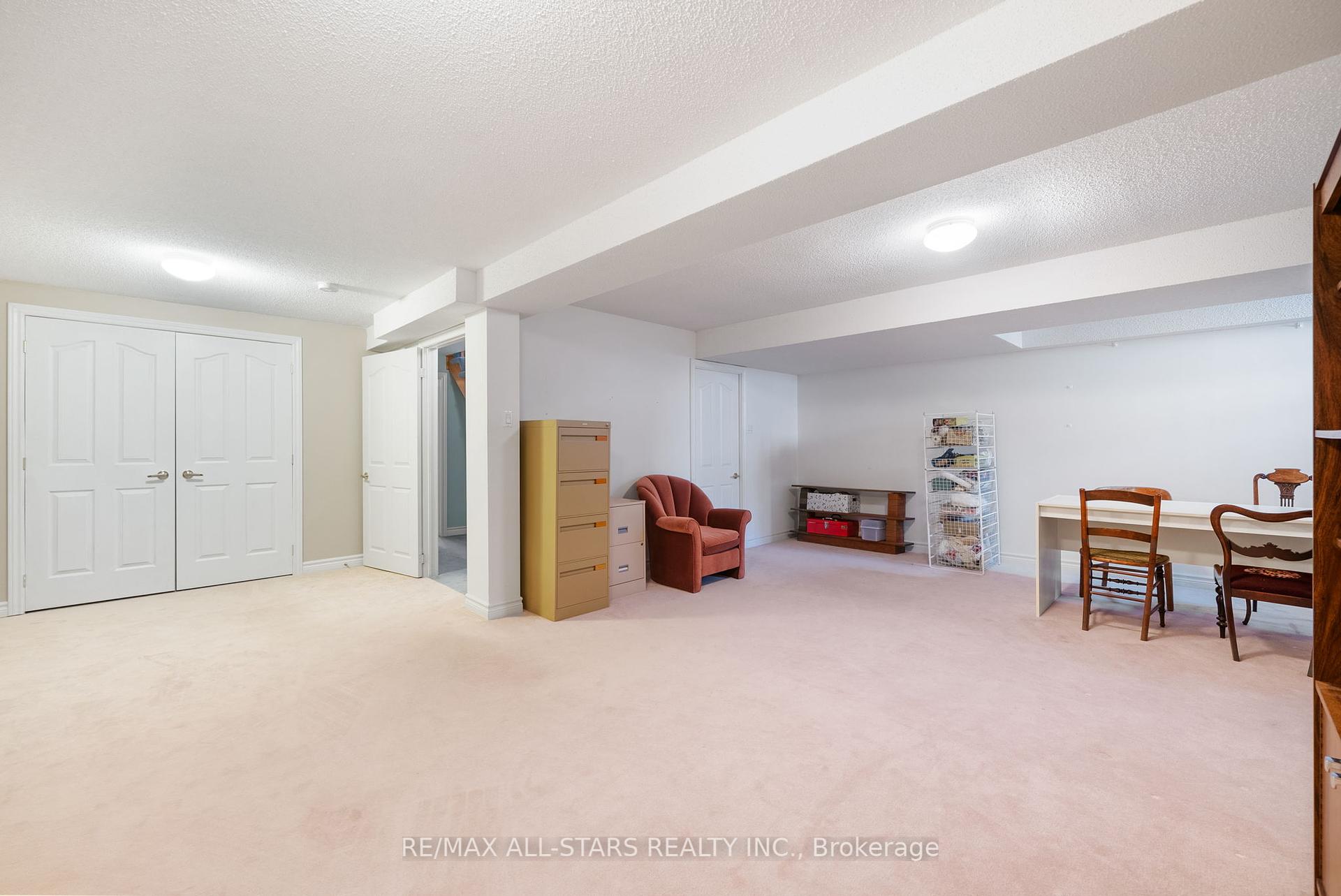 19 Christina Falls Way