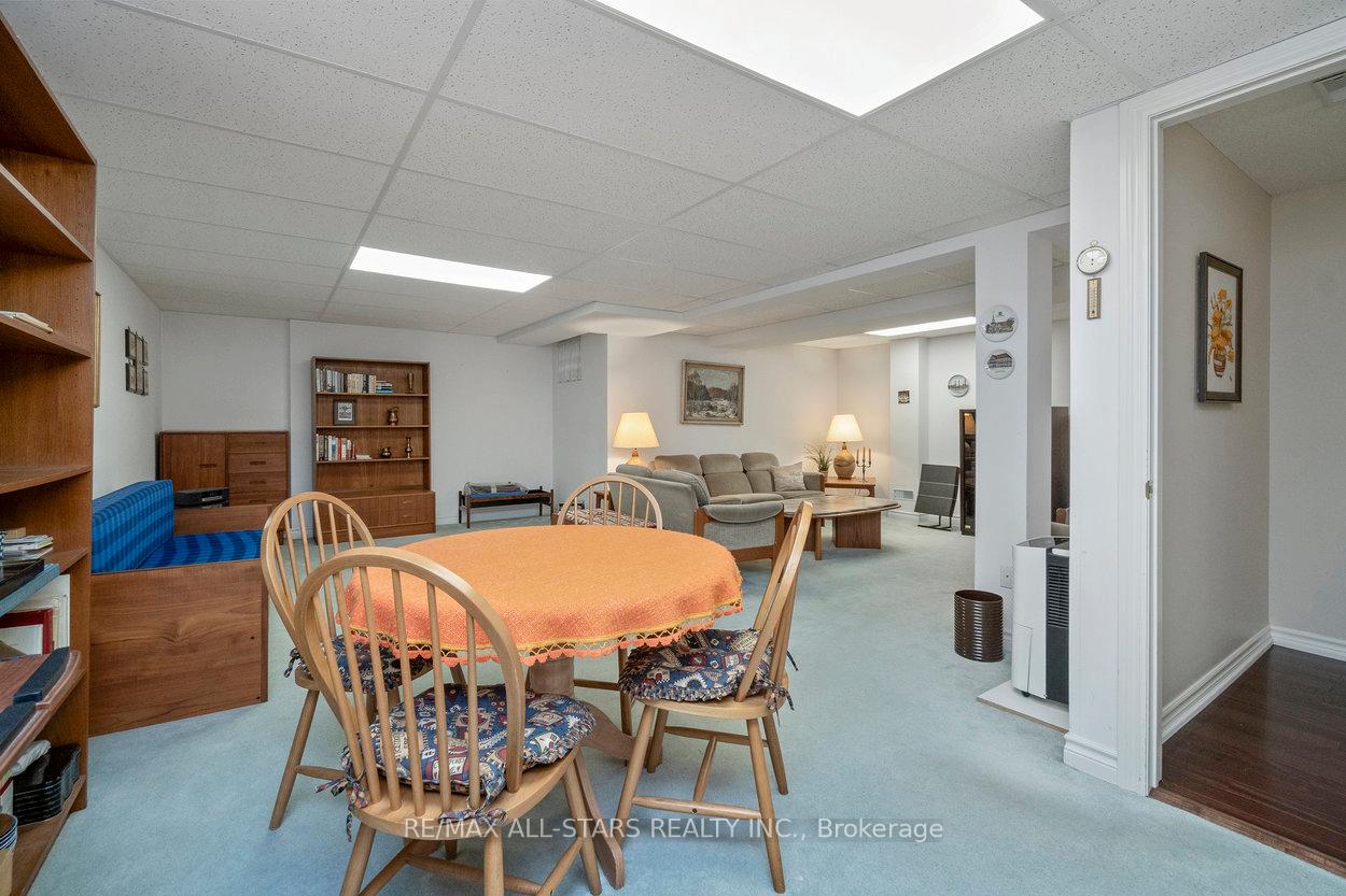 14 Kingfisher Cove Way