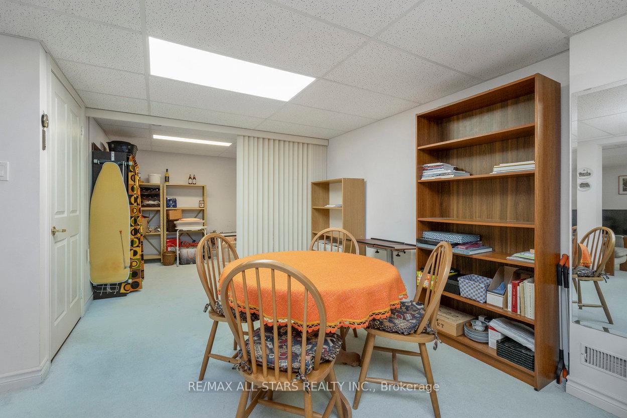 14 Kingfisher Cove Way