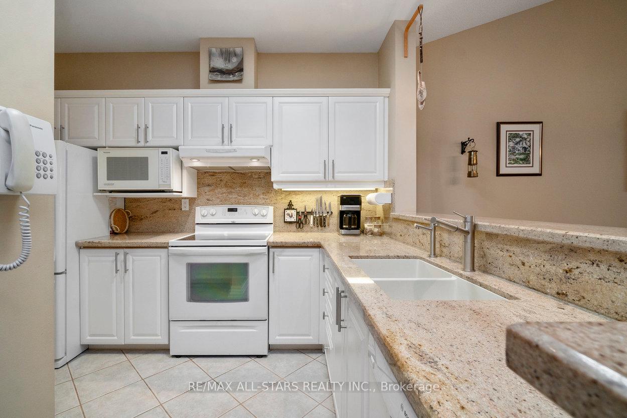 14 Kingfisher Cove Way