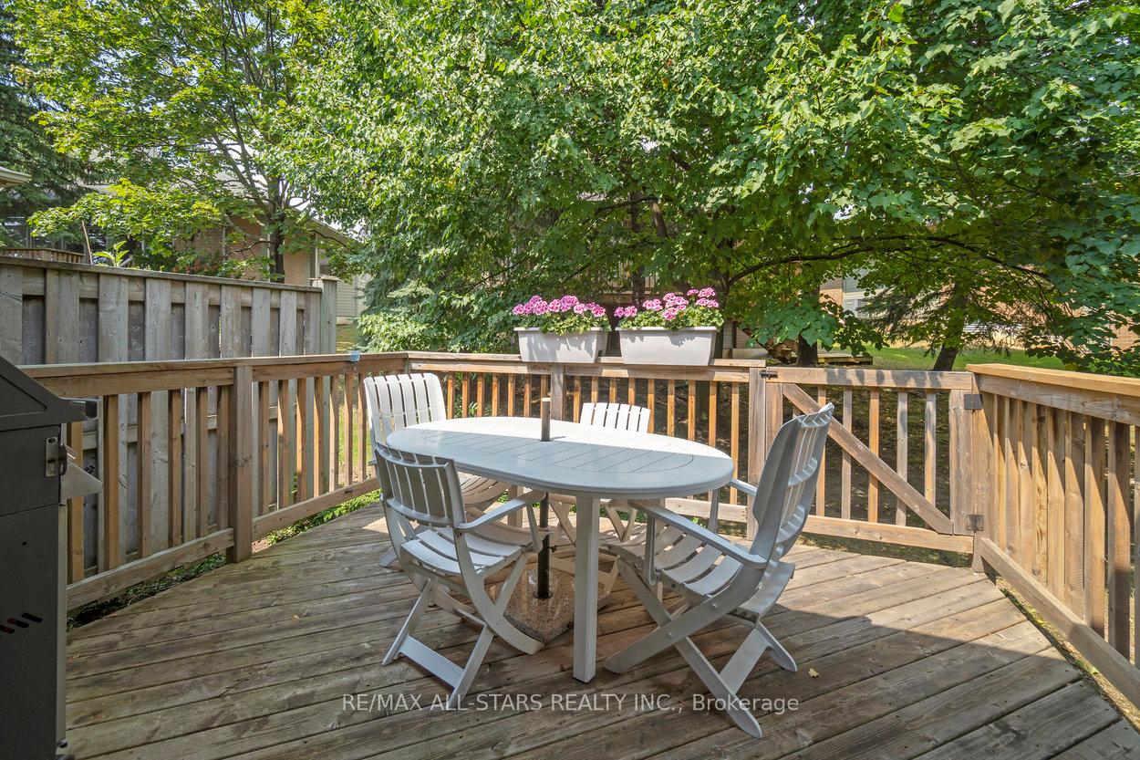 14 Kingfisher Cove Way
