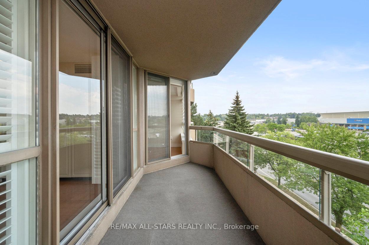 610 Bullock Drive 404