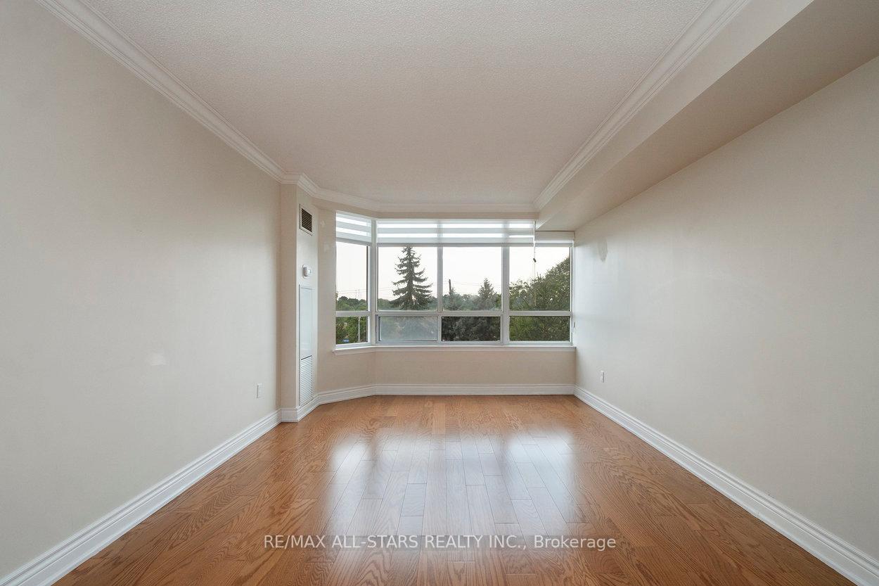 610 Bullock Drive 404