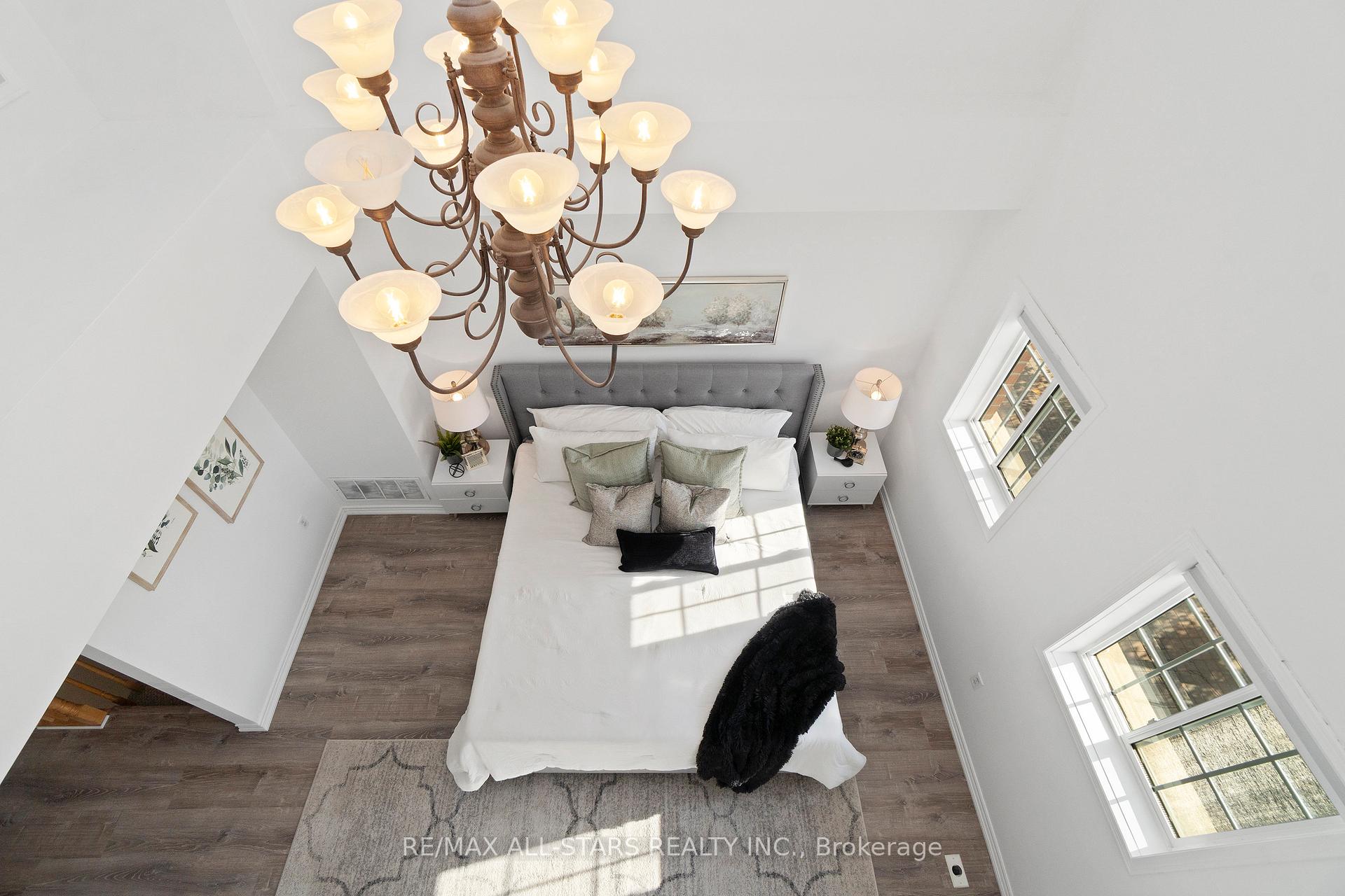 15 Cornell Meadows Avenue A204