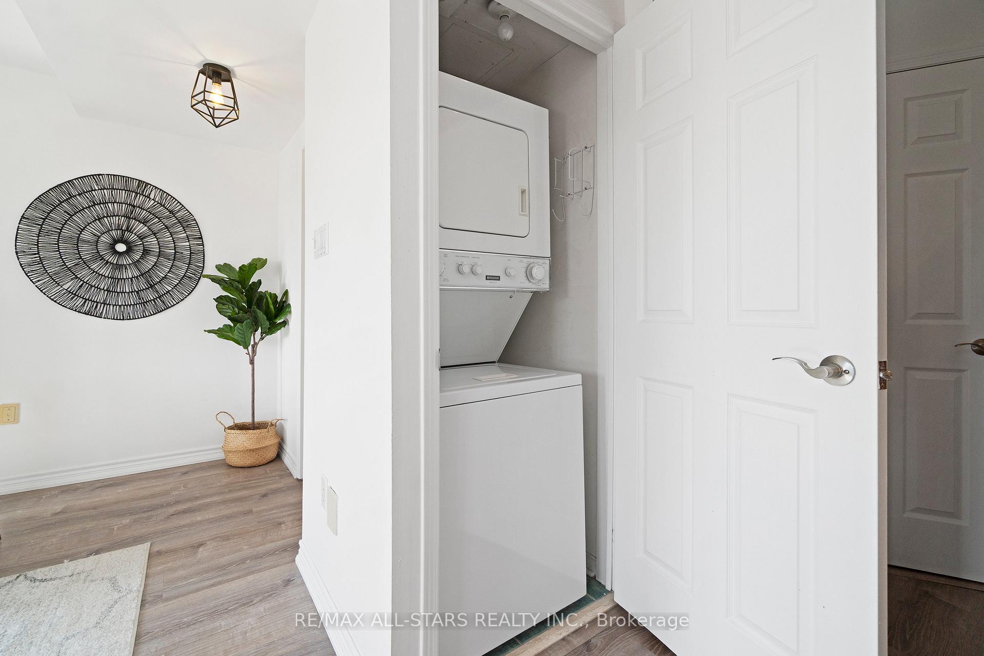 15 Cornell Meadows Avenue A204