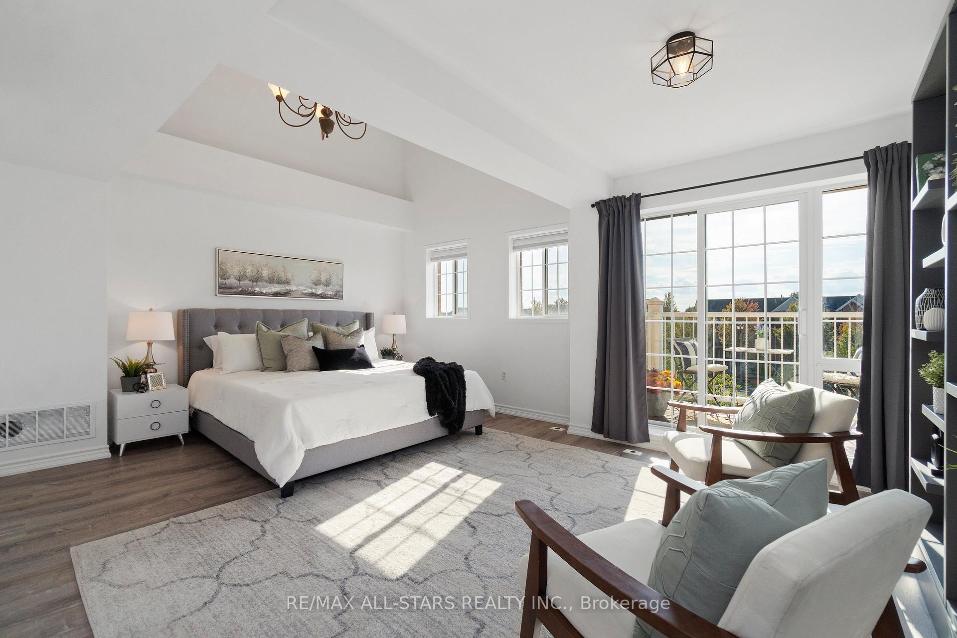 15 Cornell Meadows Avenue A204