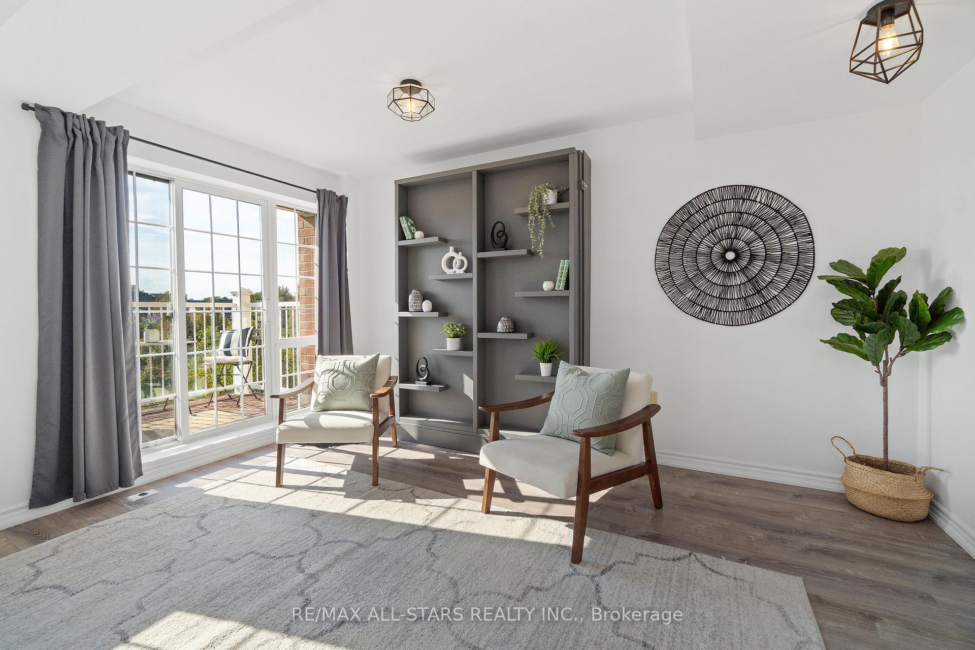 15 Cornell Meadows Avenue A204