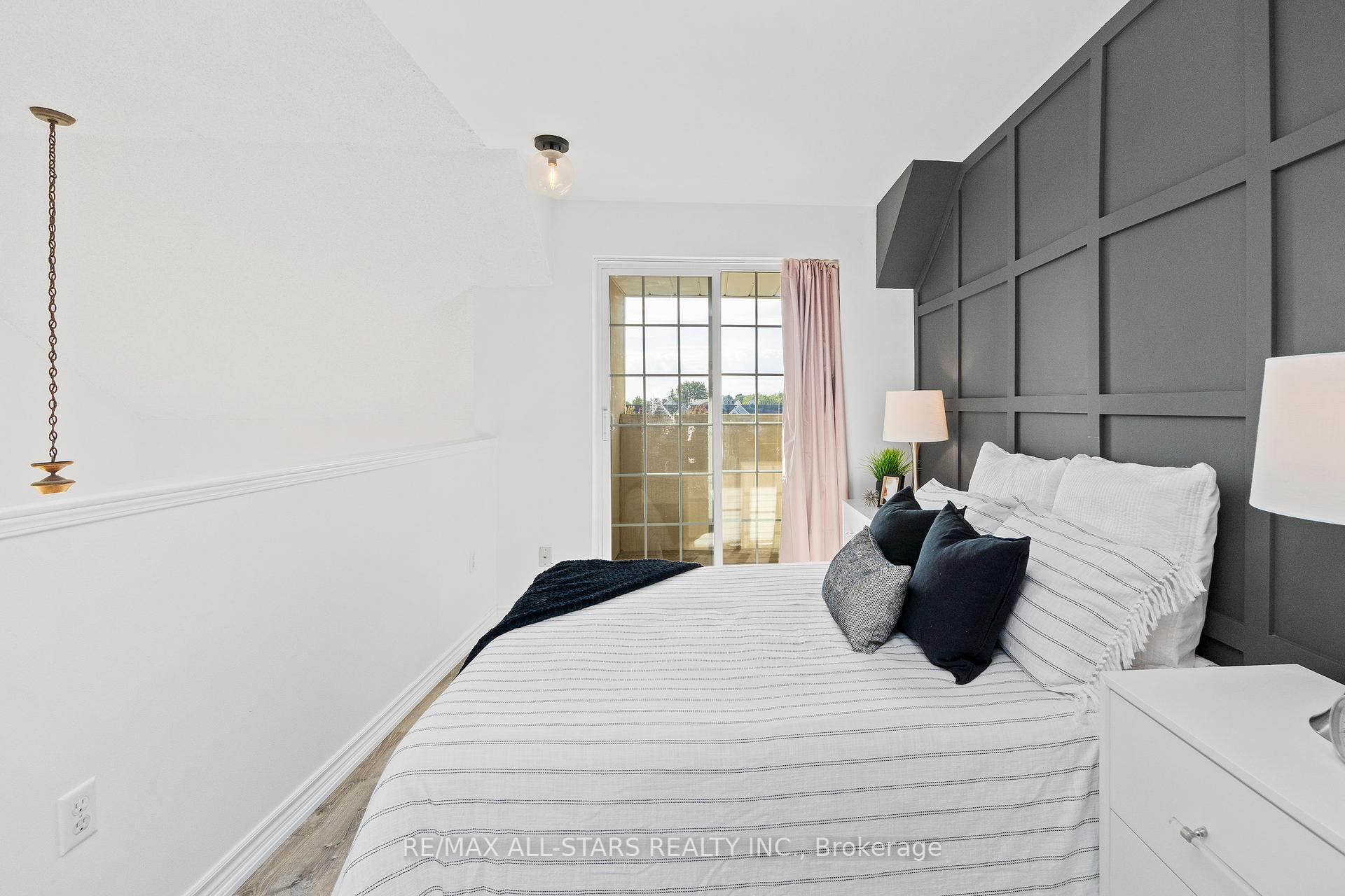 15 Cornell Meadows Avenue A204