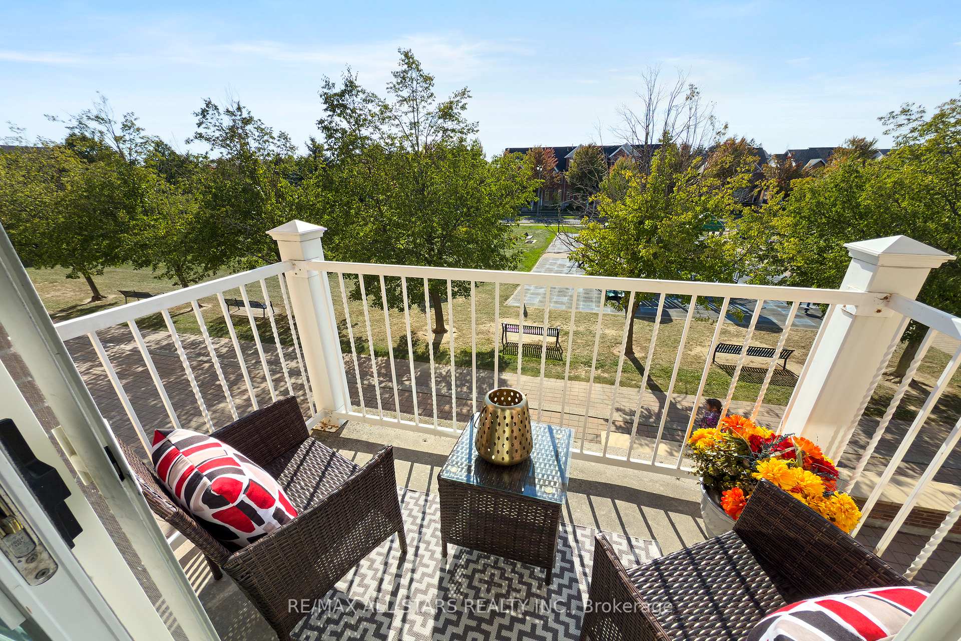 15 Cornell Meadows Avenue A204