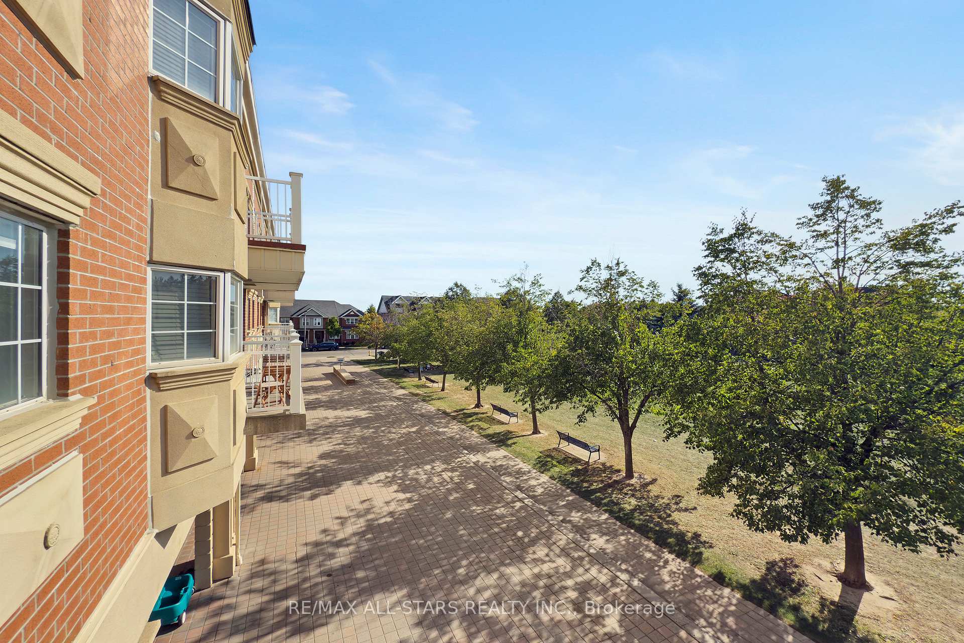 15 Cornell Meadows Avenue A204