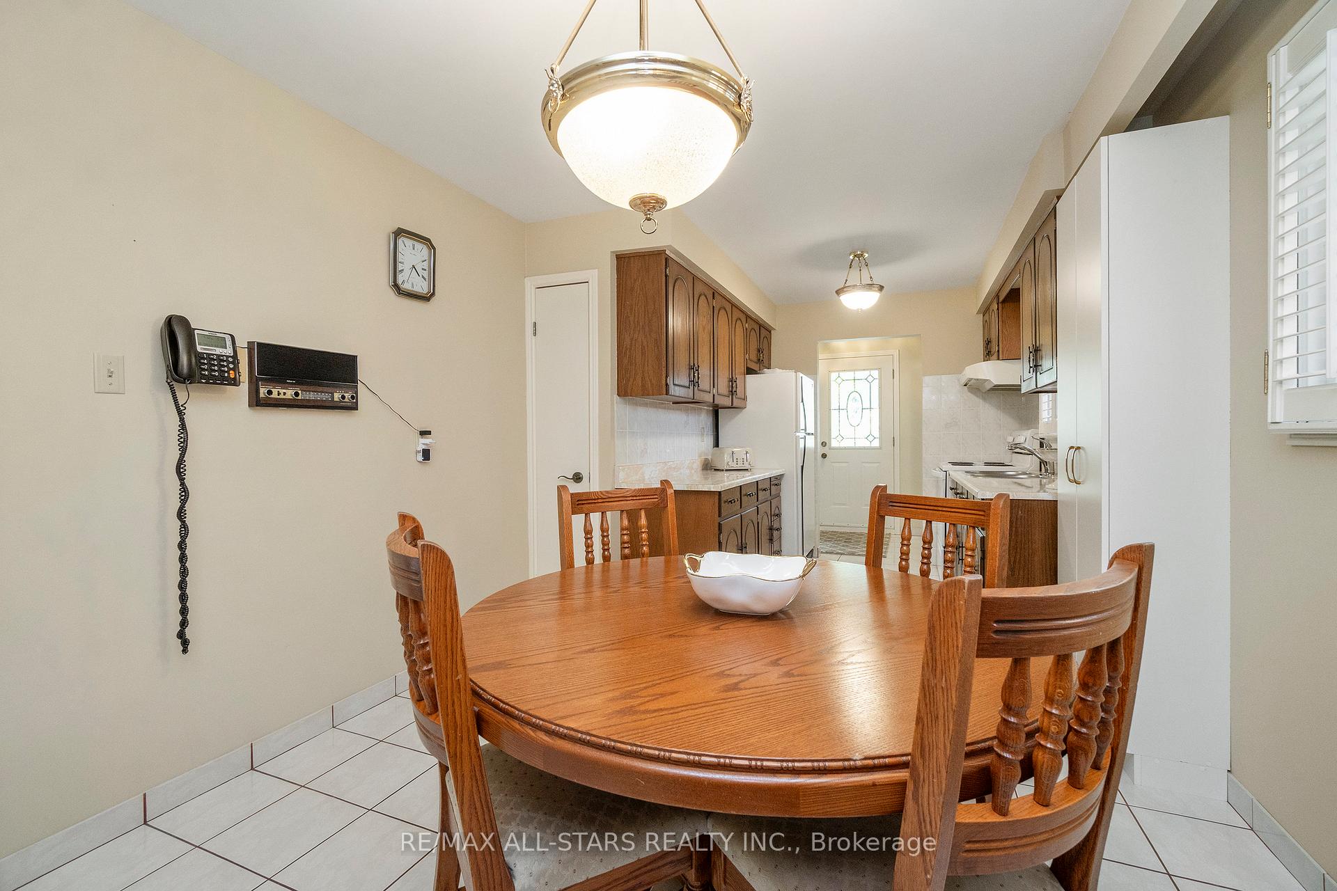 14 Barrington Crescent