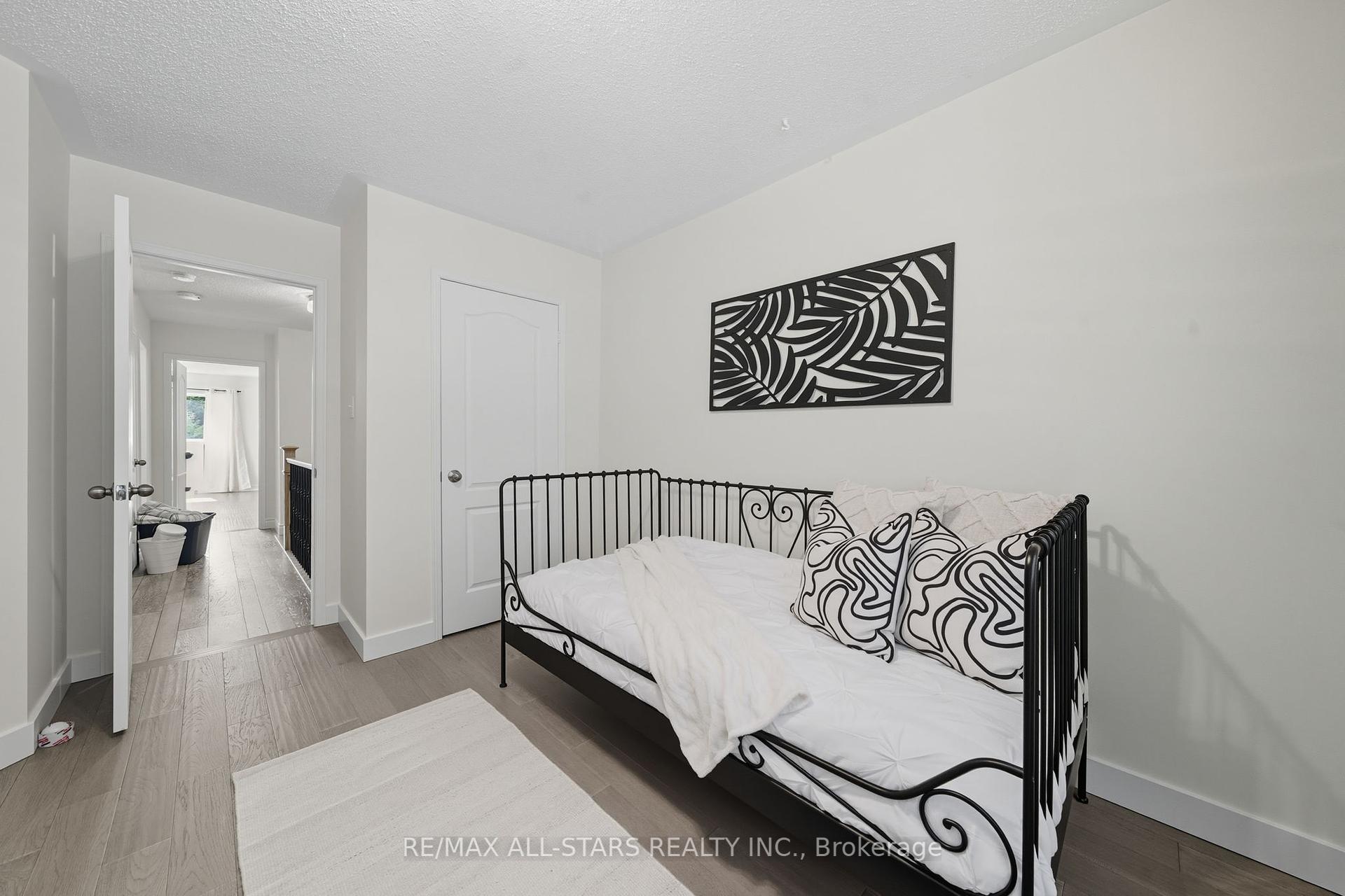 83 Hammill Heights