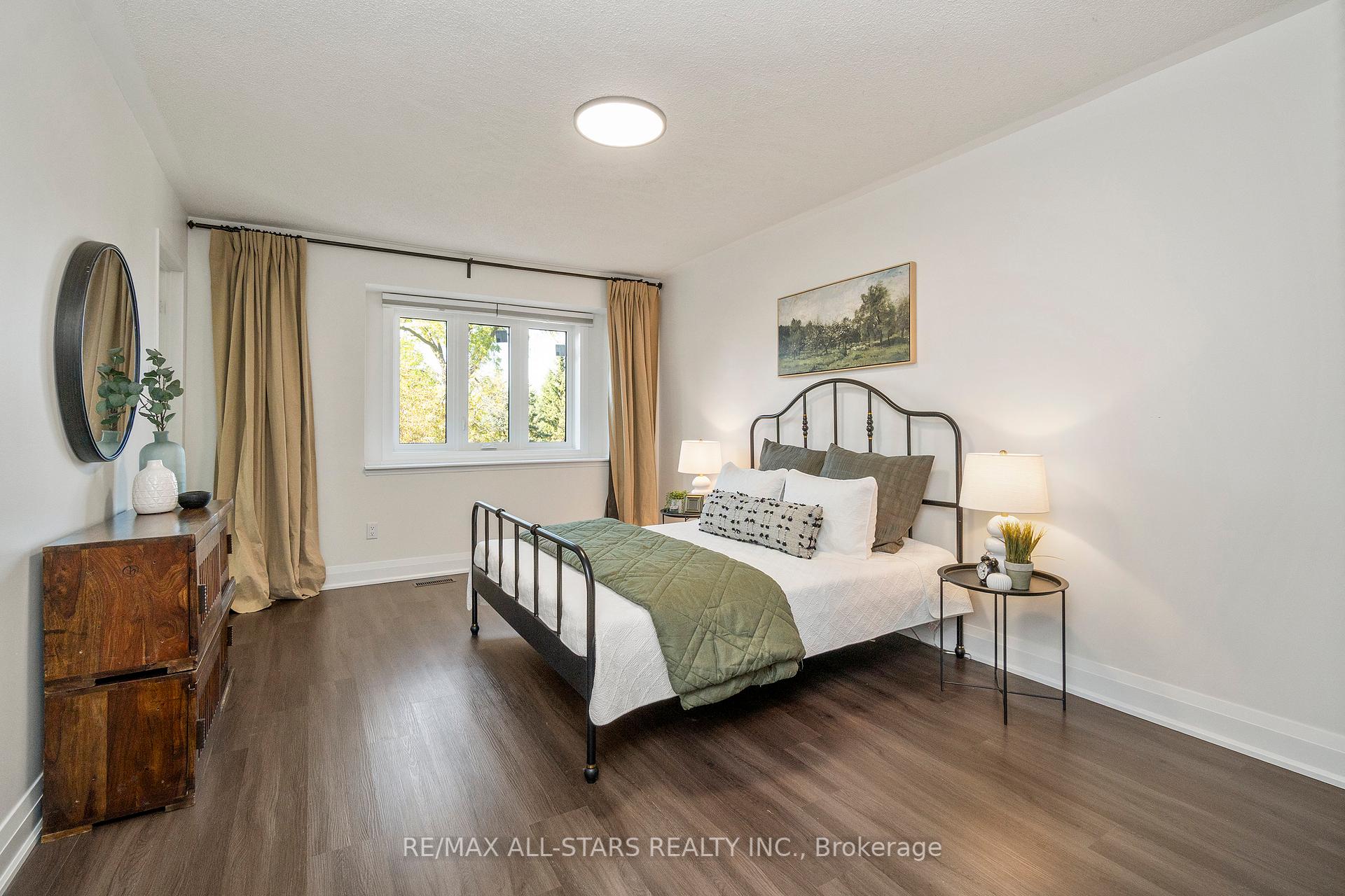 21 Rougehaven Way