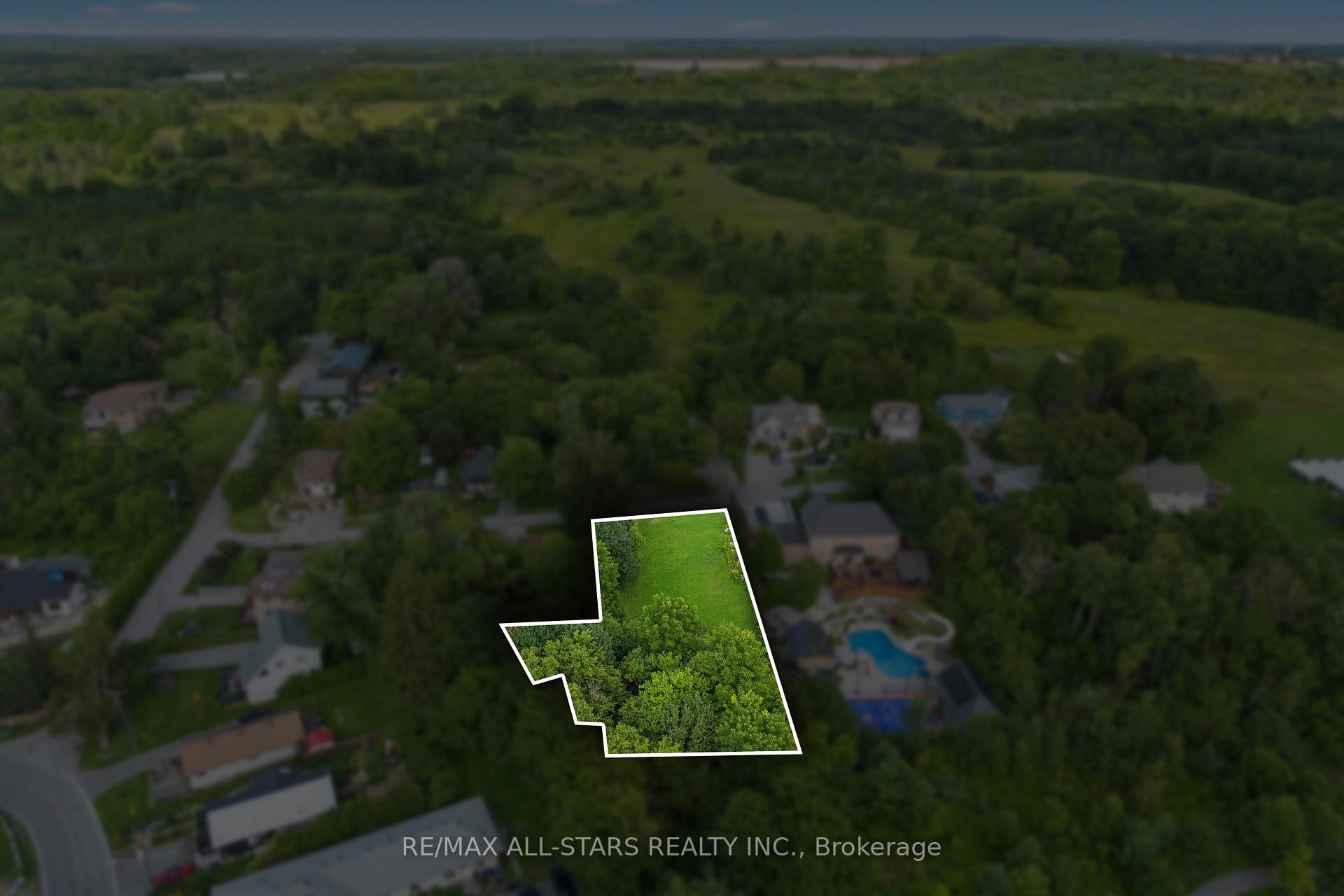 12 Churchill Drive S, Whitchurch-Stouffville