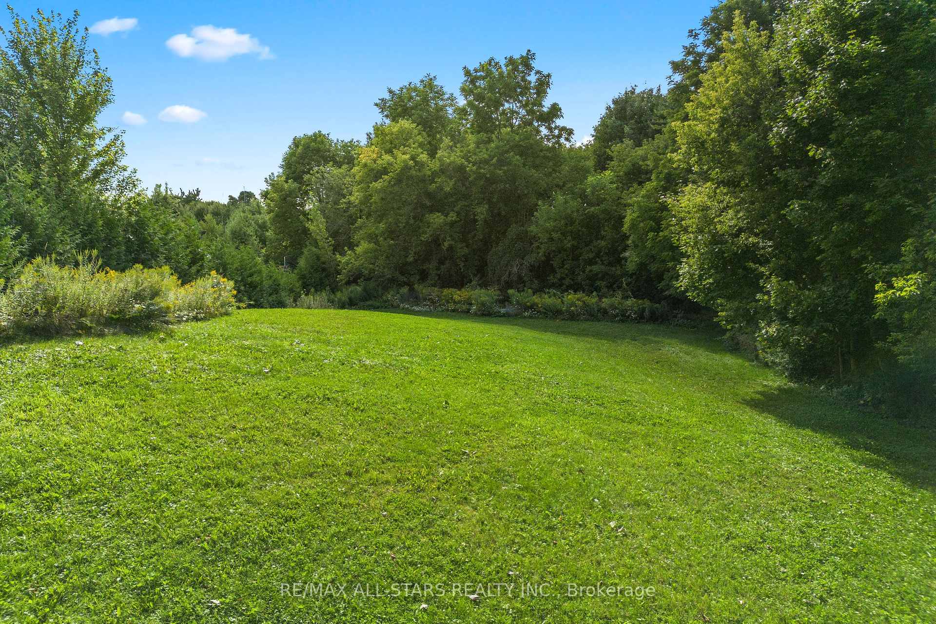 12 Churchill Drive S, Whitchurch-Stouffville