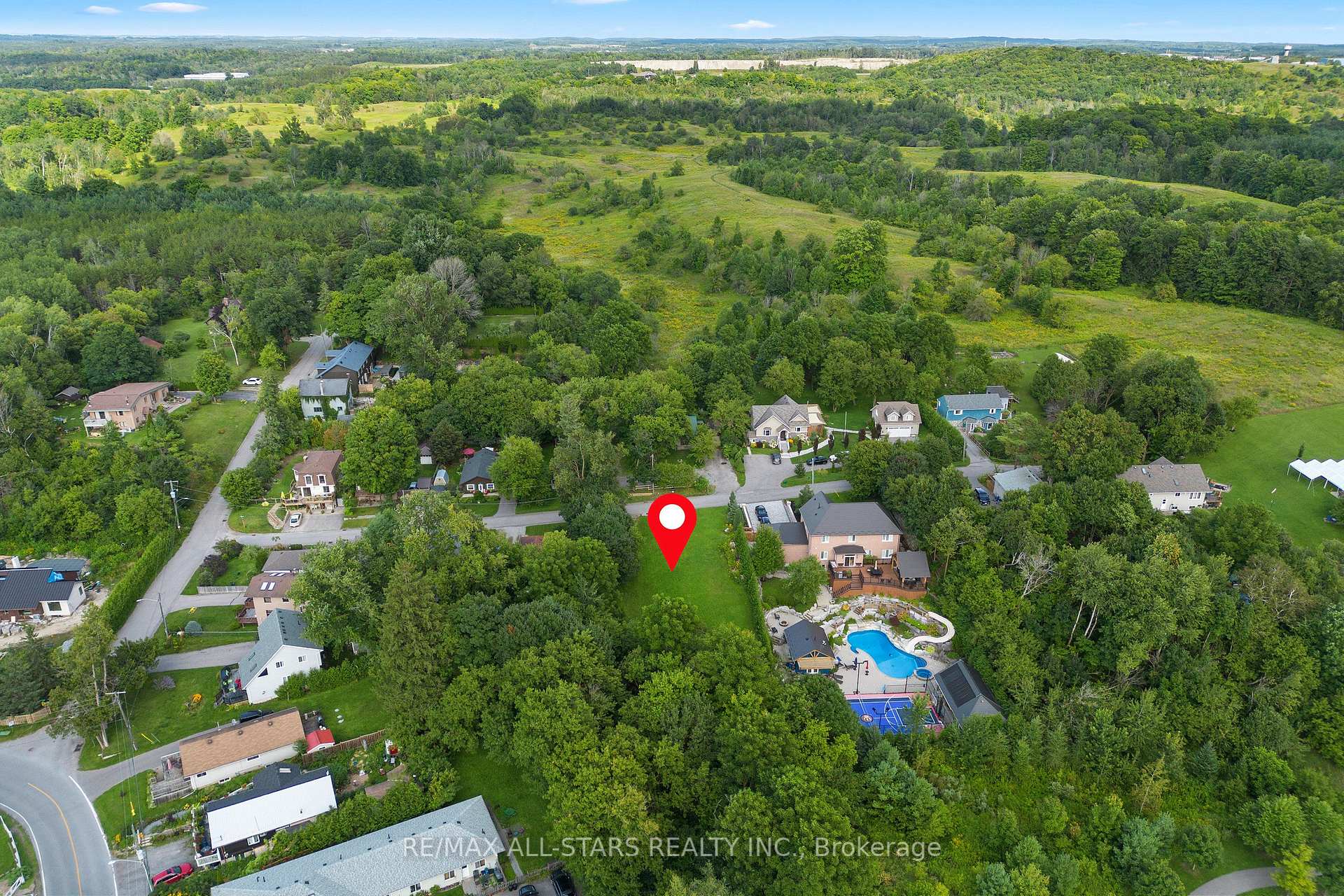 12 Churchill Drive S, Whitchurch-Stouffville