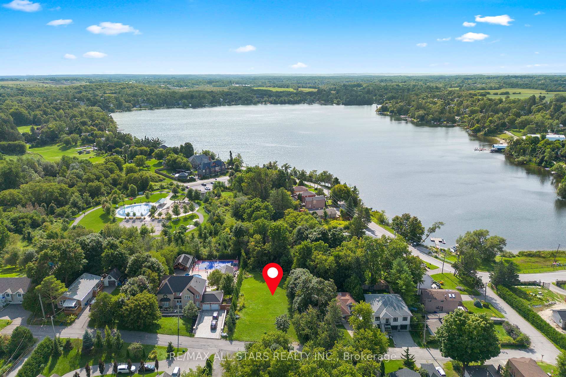 12 Churchill Drive S, Whitchurch-Stouffville