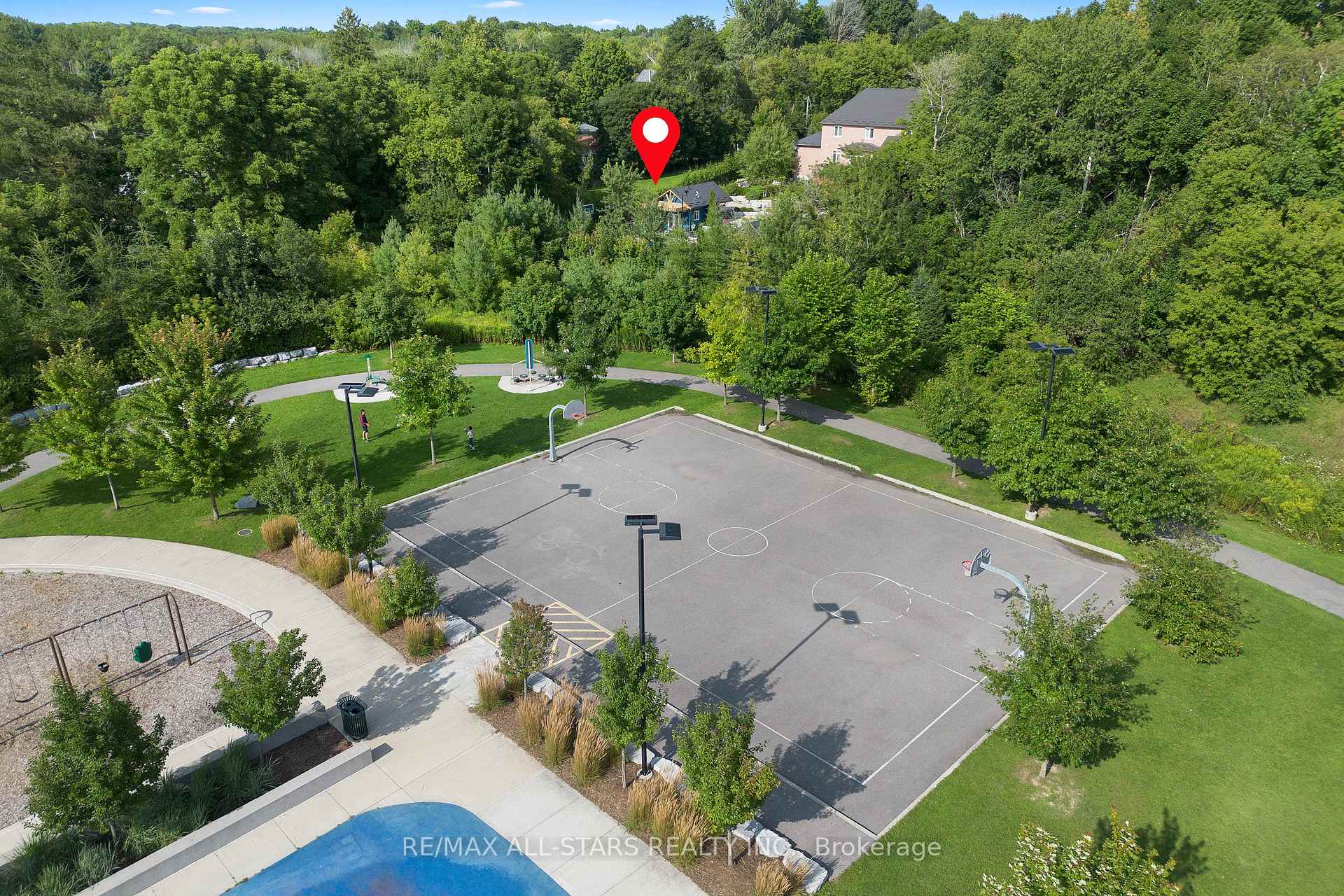 12 Churchill Drive S, Whitchurch-Stouffville