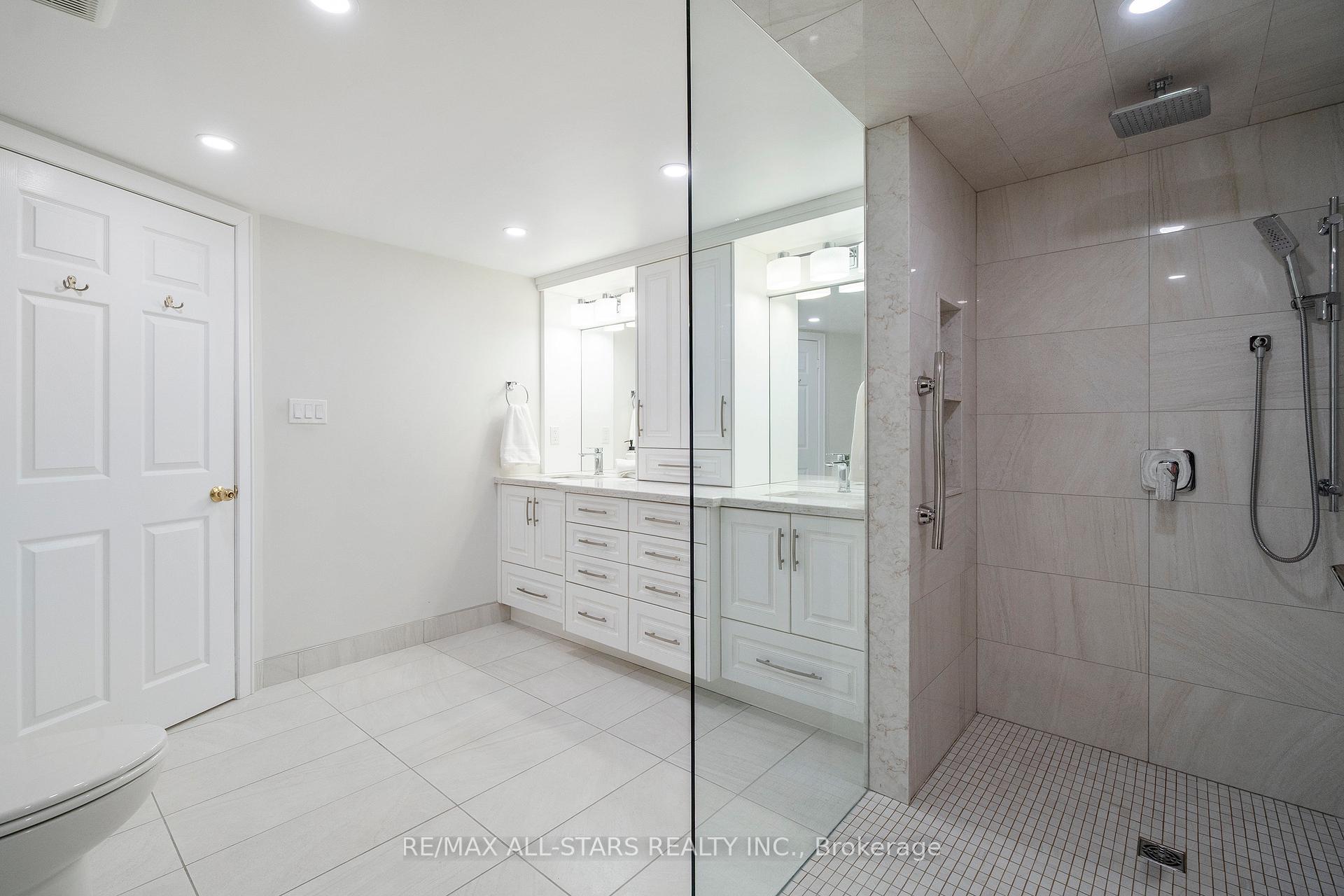 610 Bullock Drive 611