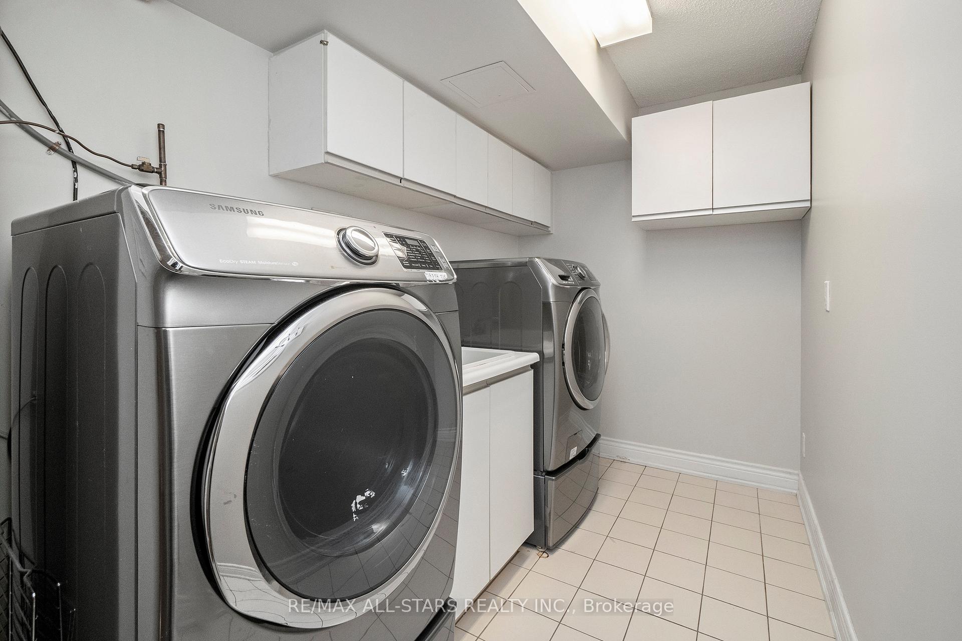 610 Bullock Drive 404