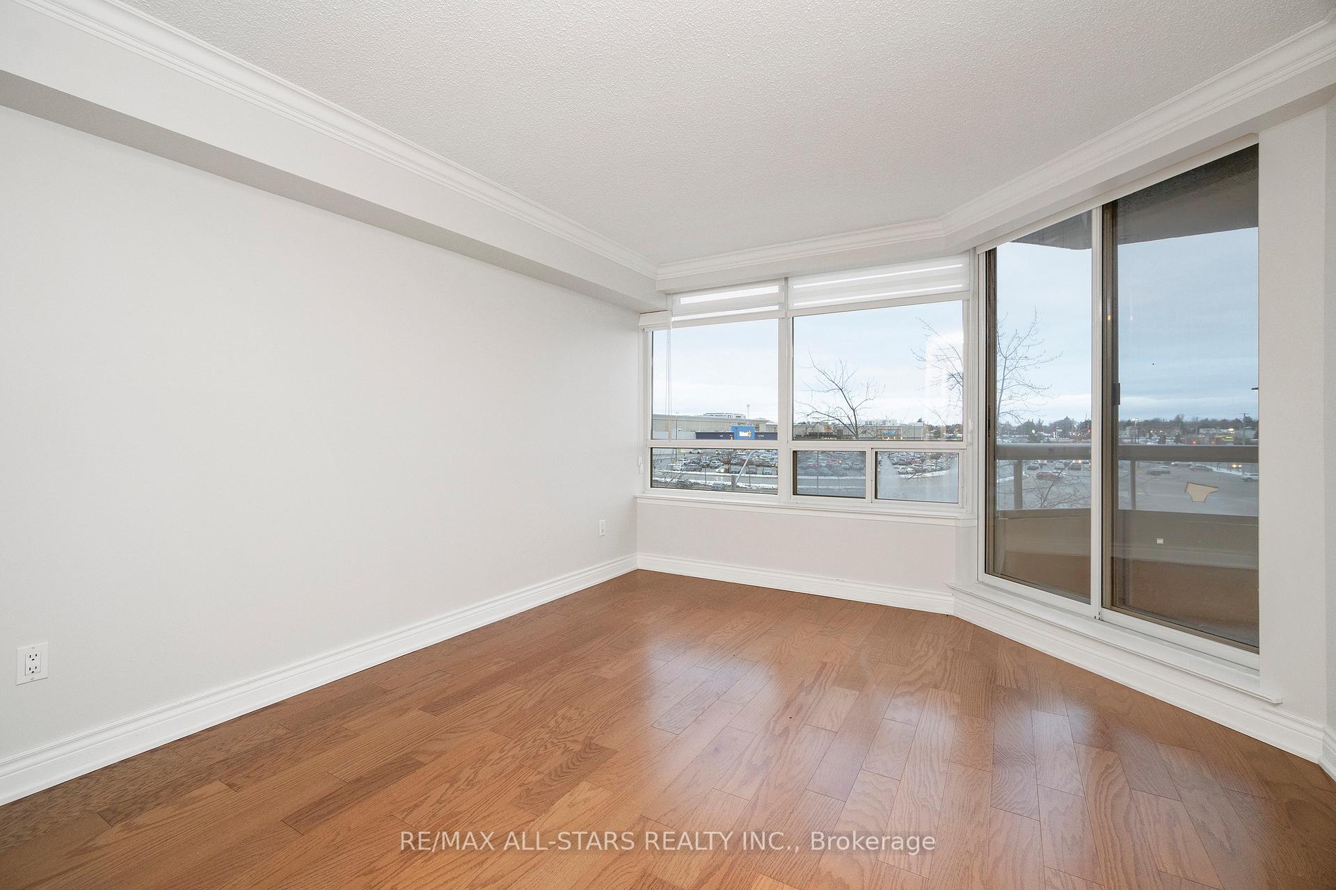 610 Bullock Drive 404