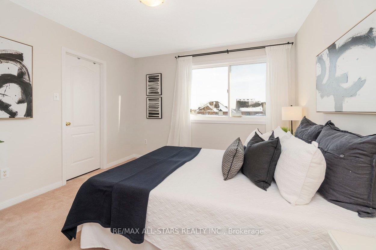 33 Christian Reesor Park Avenue, Markham, ON L6B 1B6, Markham ON, L6B 1B6