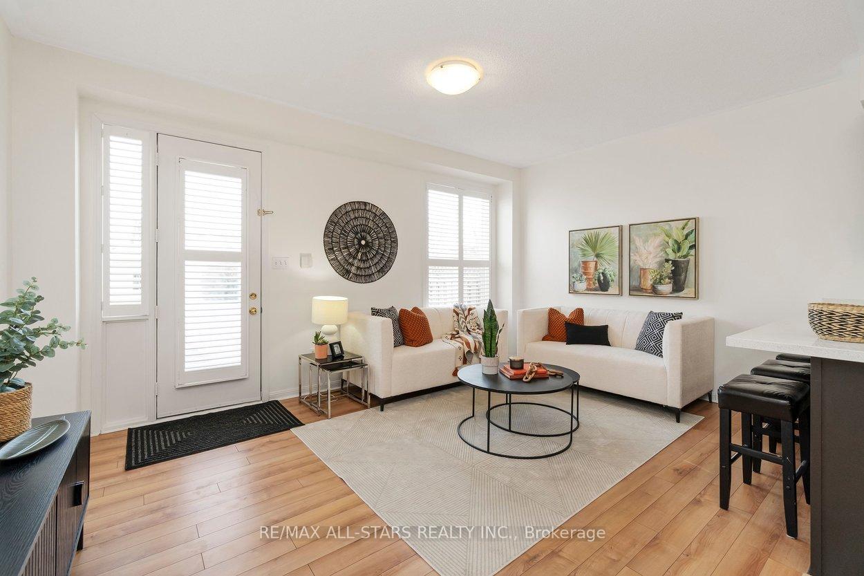 33 Christian Reesor Park Avenue, Markham, ON L6B 1B6, Markham ON, L6B 1B6