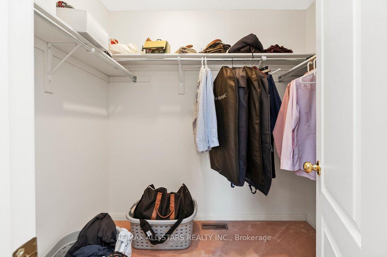 33 Christian Reesor Park Avenue, Markham, ON L6B 1B6, Markham ON, L6B 1B6