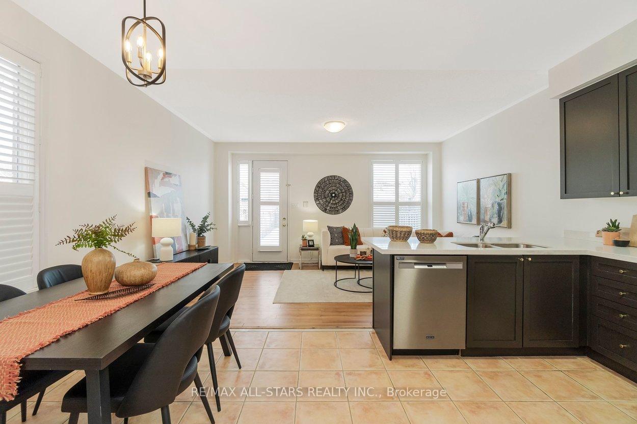 33 Christian Reesor Park Avenue, Markham, ON L6B 1B6, Markham ON, L6B 1B6