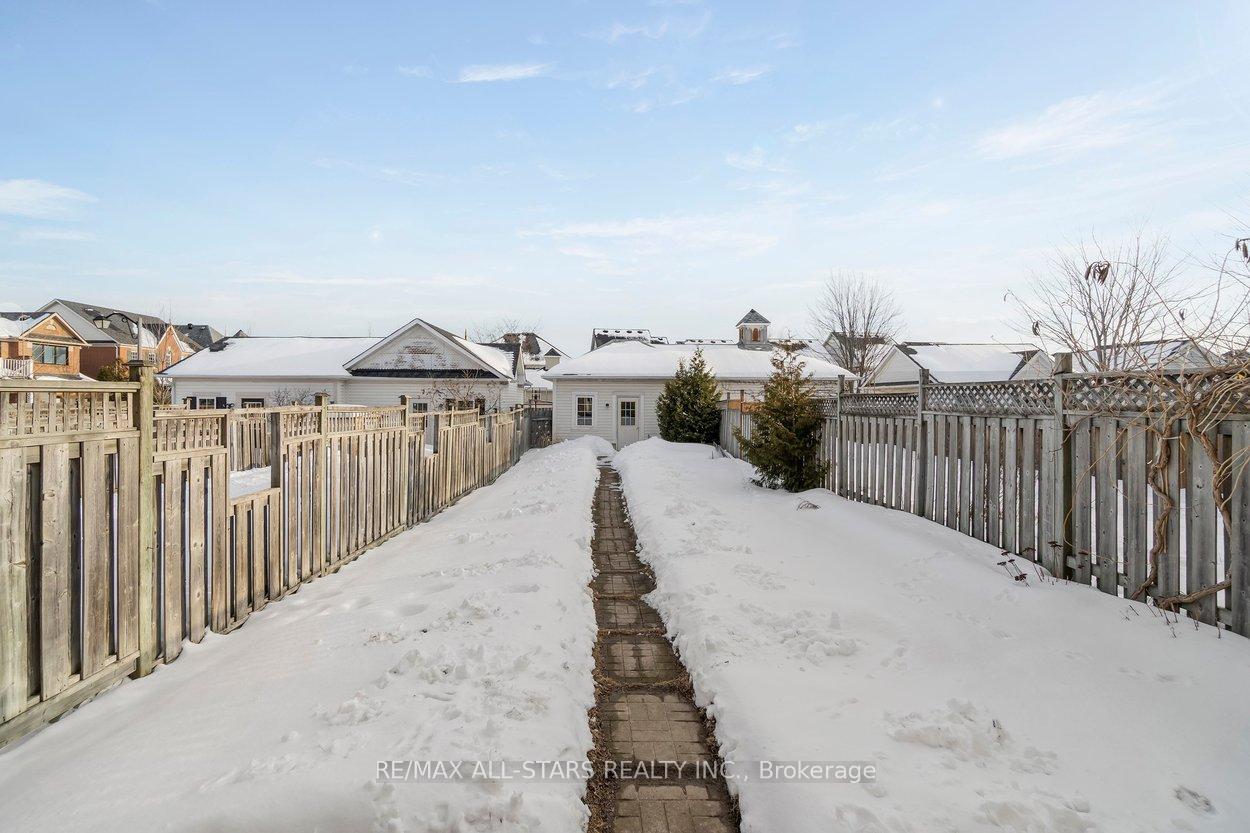 33 Christian Reesor Park Avenue, Markham, ON L6B 1B6, Markham ON, L6B 1B6