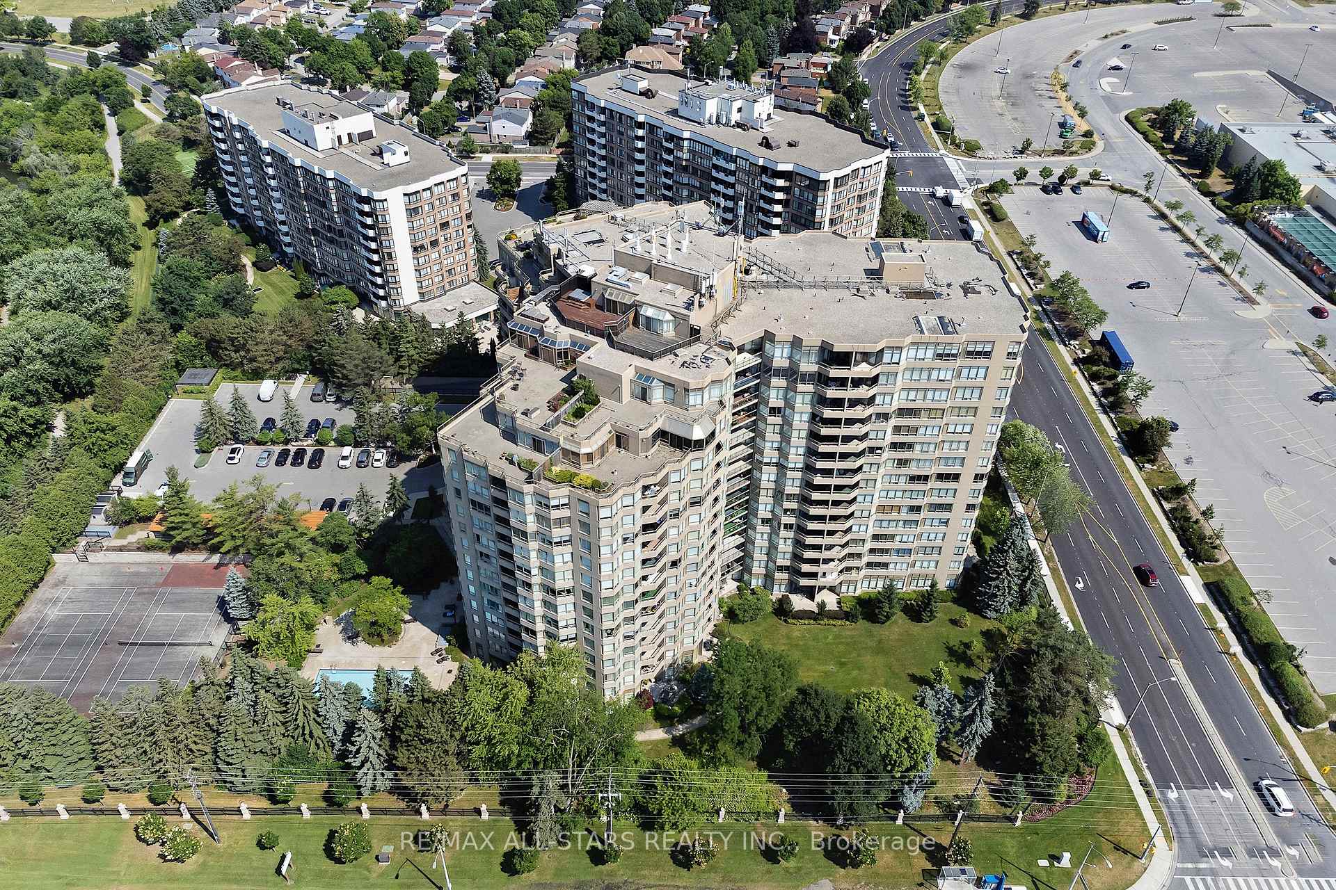610 Bullock Drive 701, Markham, ON L3R 0G1, Markham ON, L3R 0G1