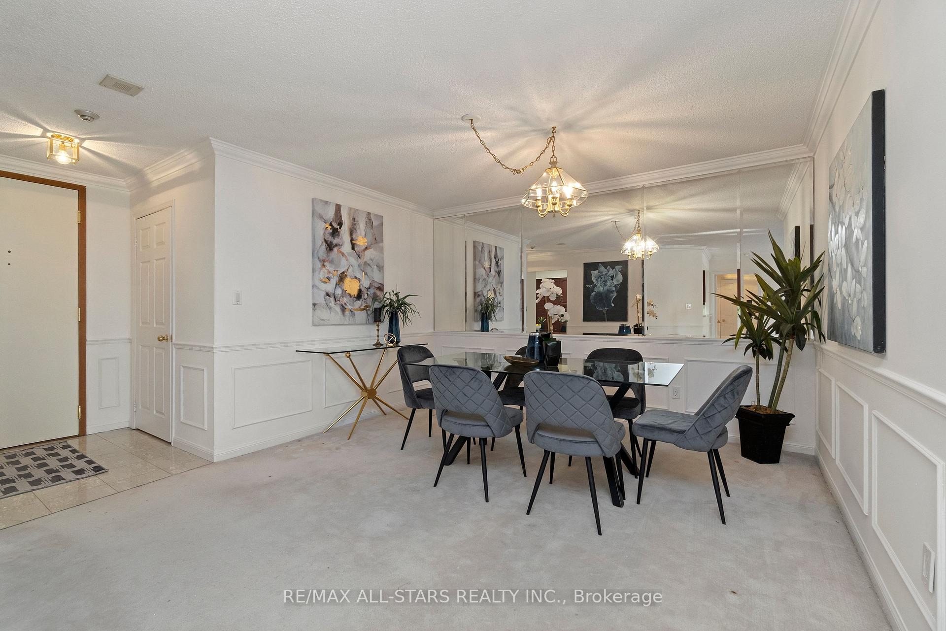 610 Bullock Drive 701, Markham, ON L3R 0G1, Markham ON, L3R 0G1