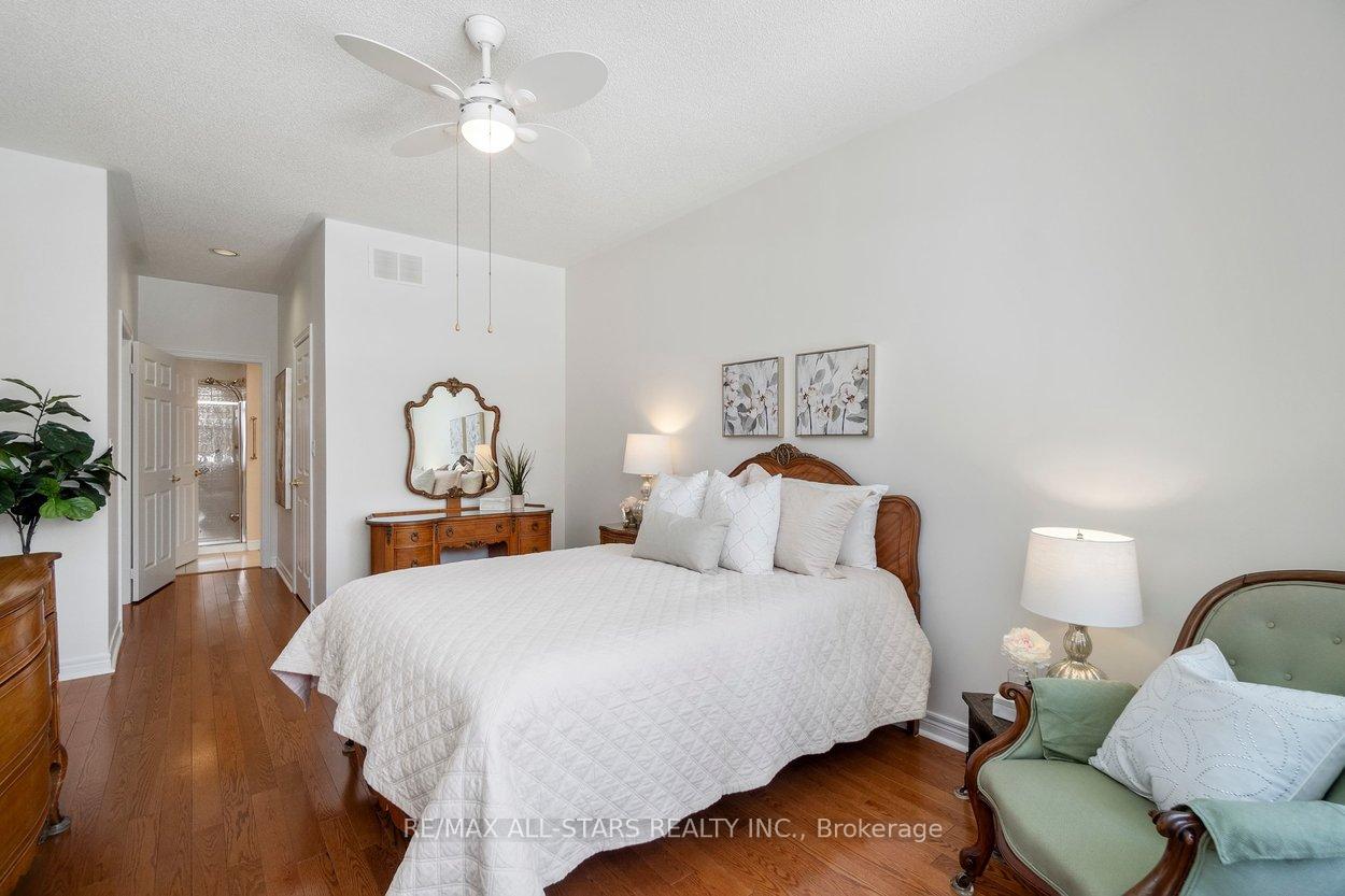 21 Wave Hill Way, Markham, ON L6E 1J2, Markham ON, L6E 1J2