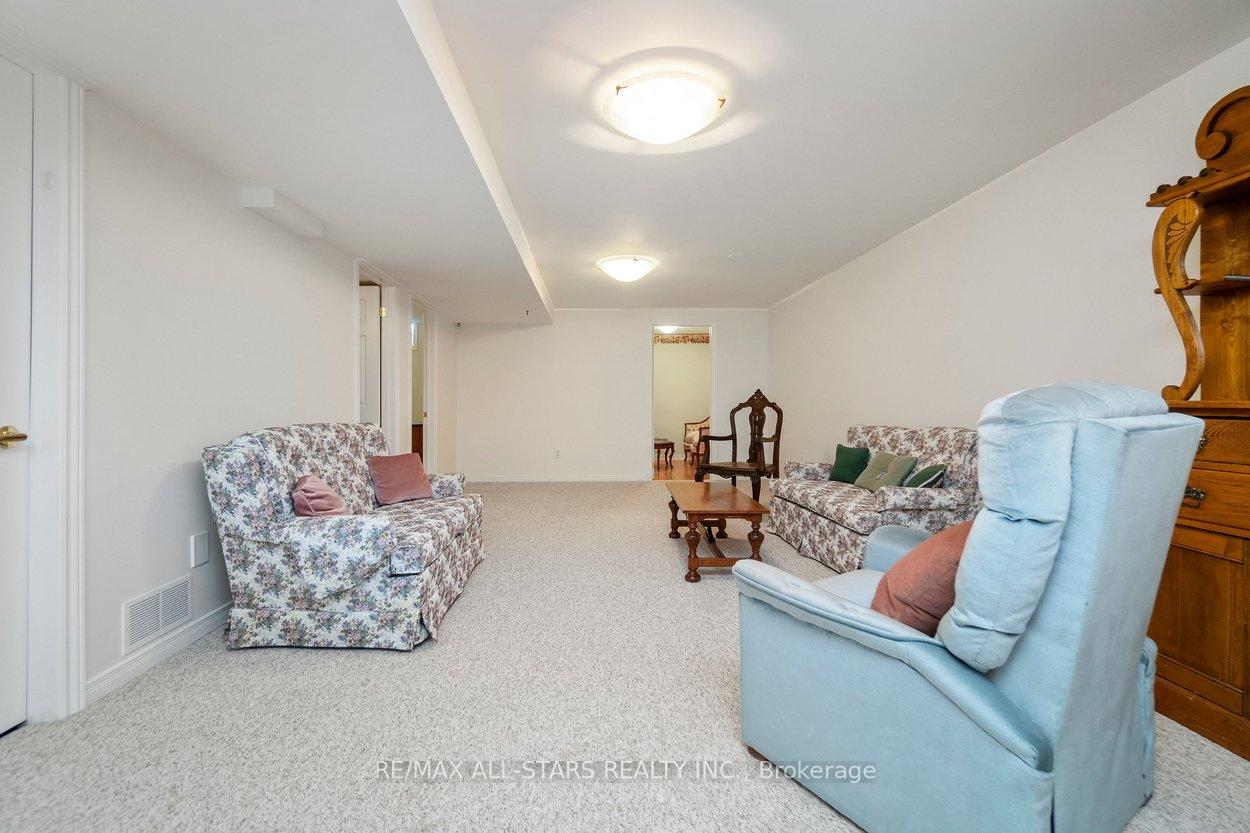 21 Wave Hill Way, Markham, ON L6E 1J2, Markham ON, L6E 1J2