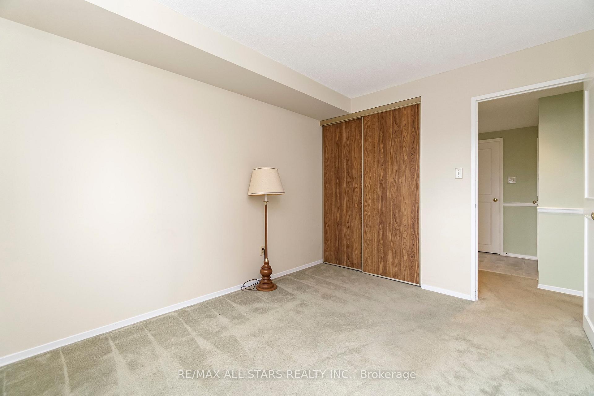 5 Weldrick Road W 506