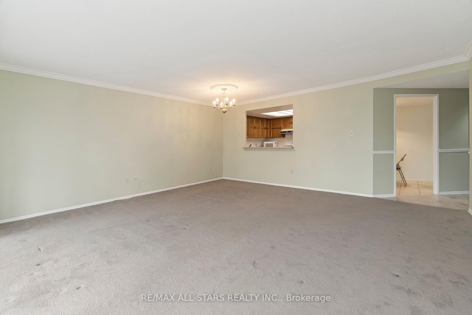 5 Weldrick Road W 506