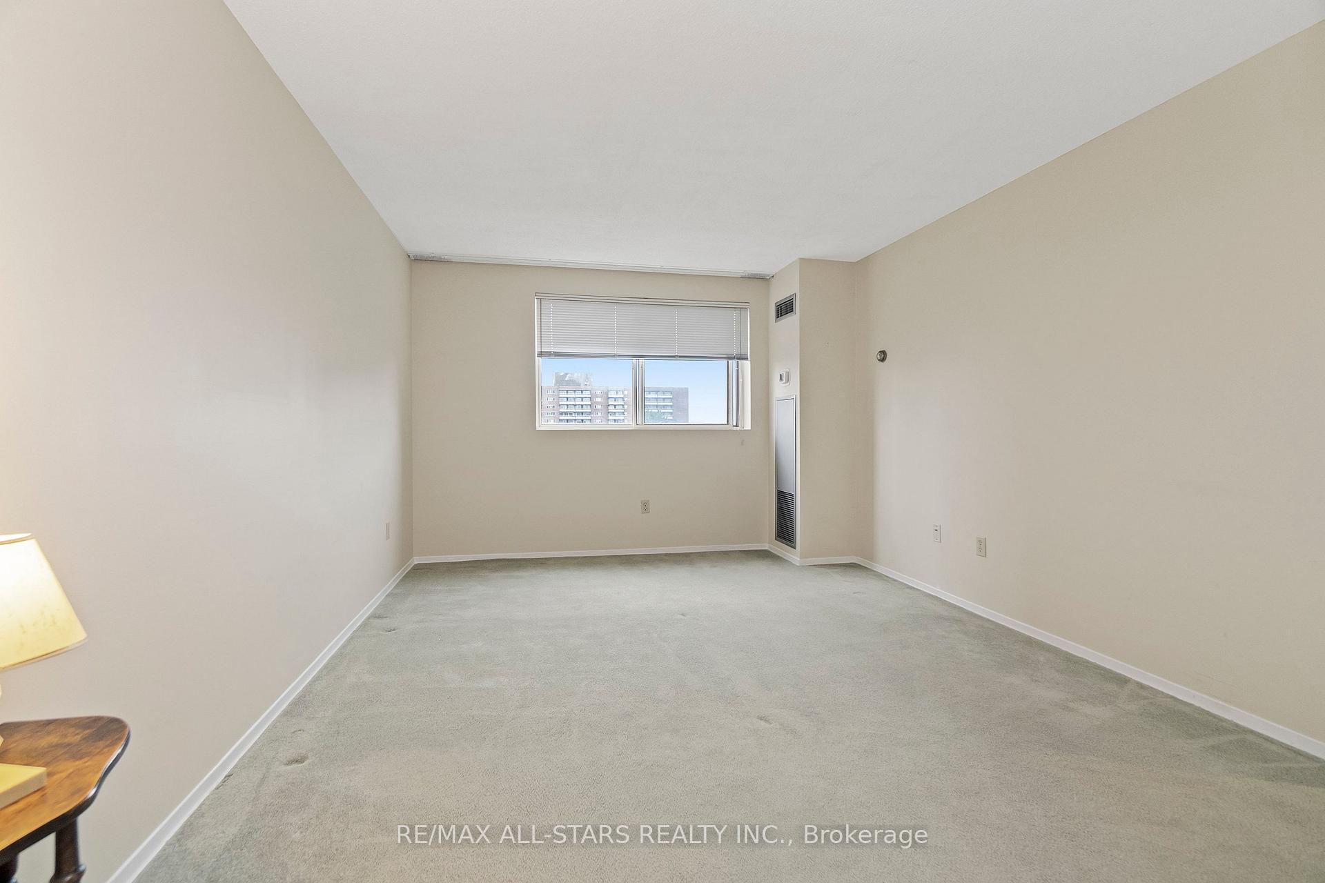 5 Weldrick Road W 506