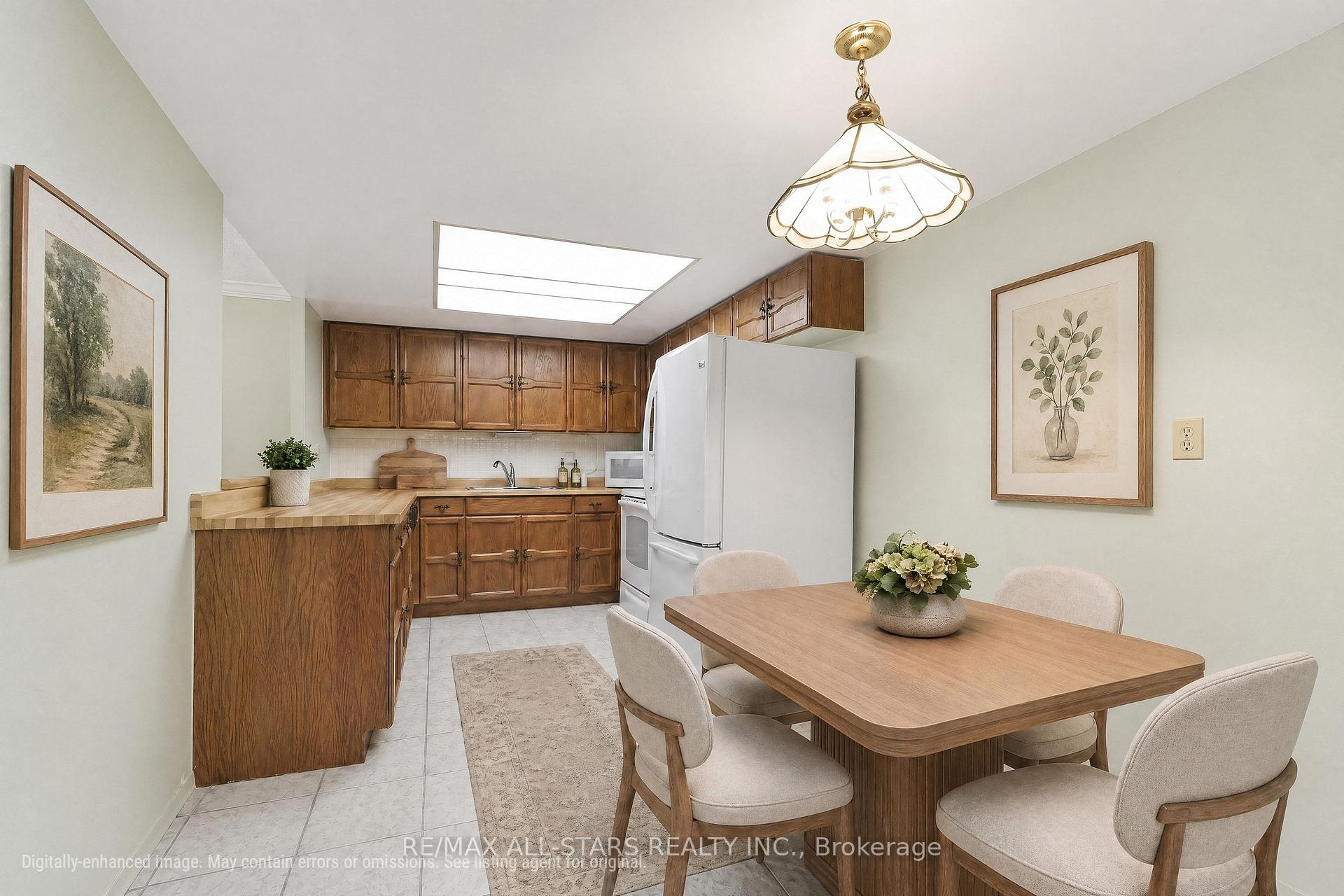 5 Weldrick Road W 506