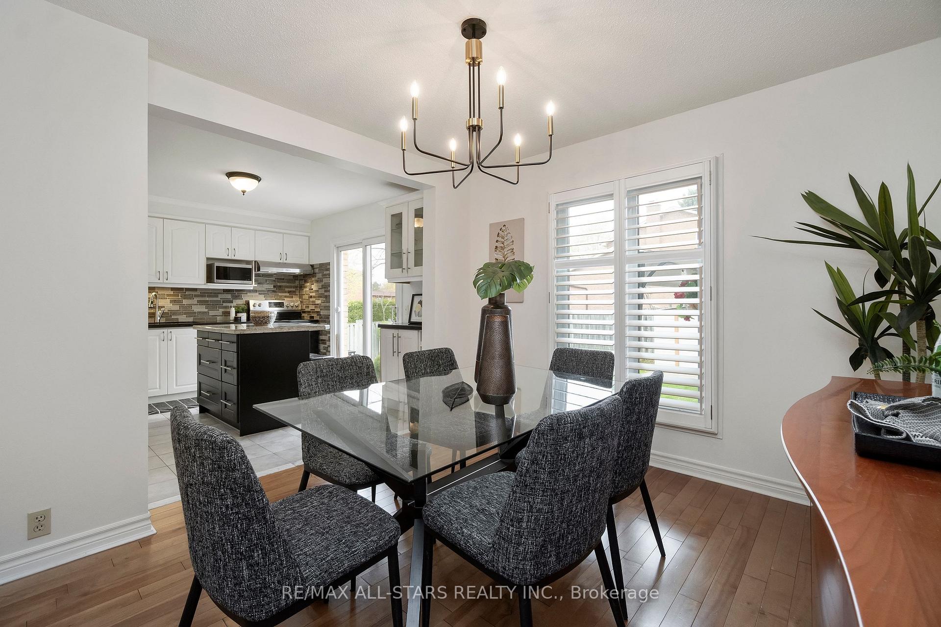 96 Tunney Crescent