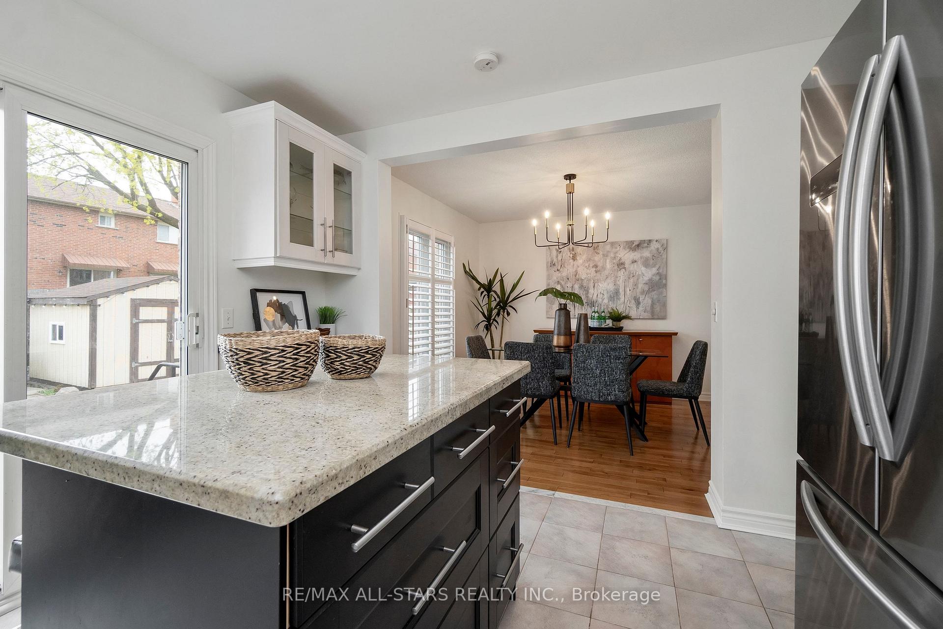 96 Tunney Crescent