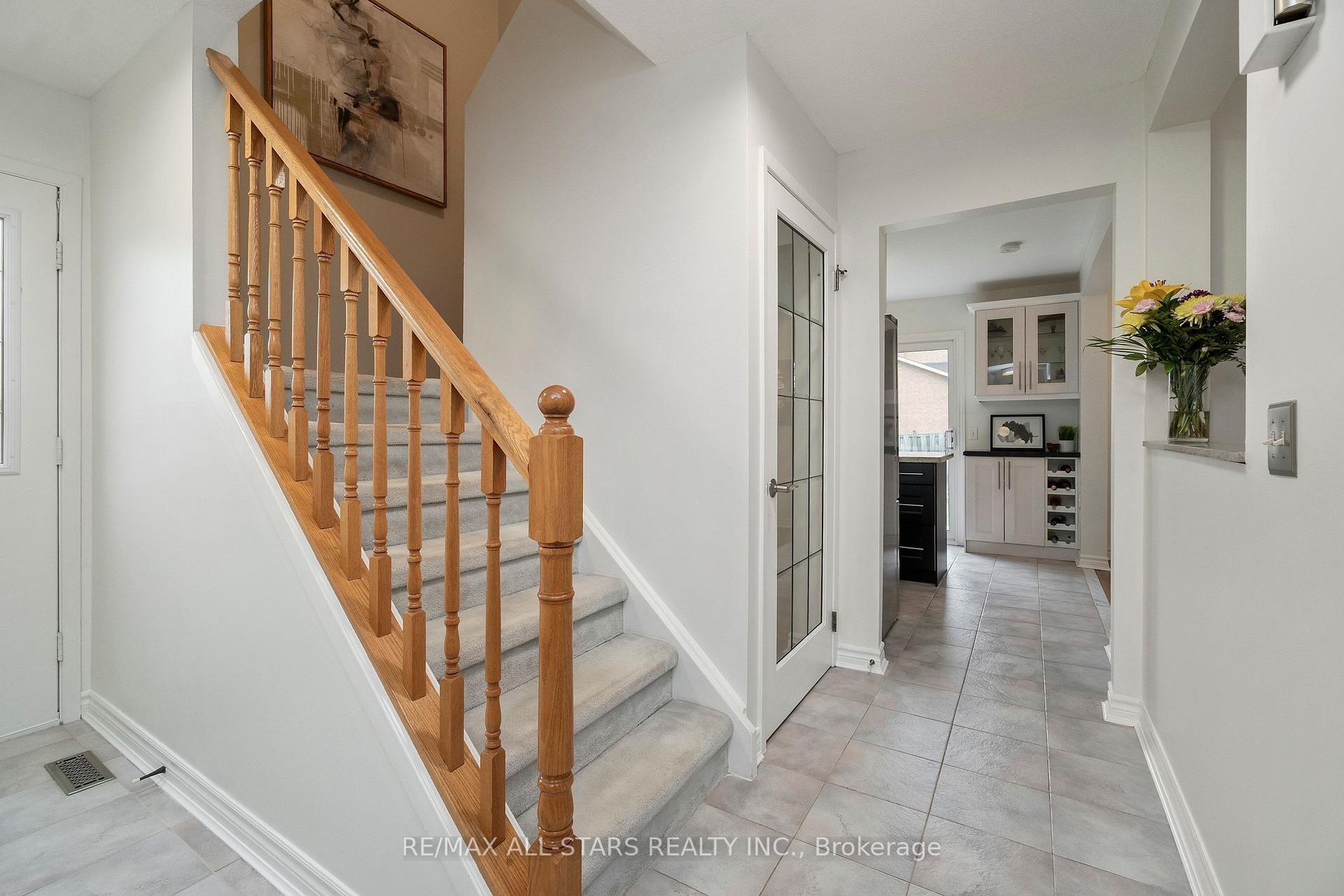 96 Tunney Crescent
