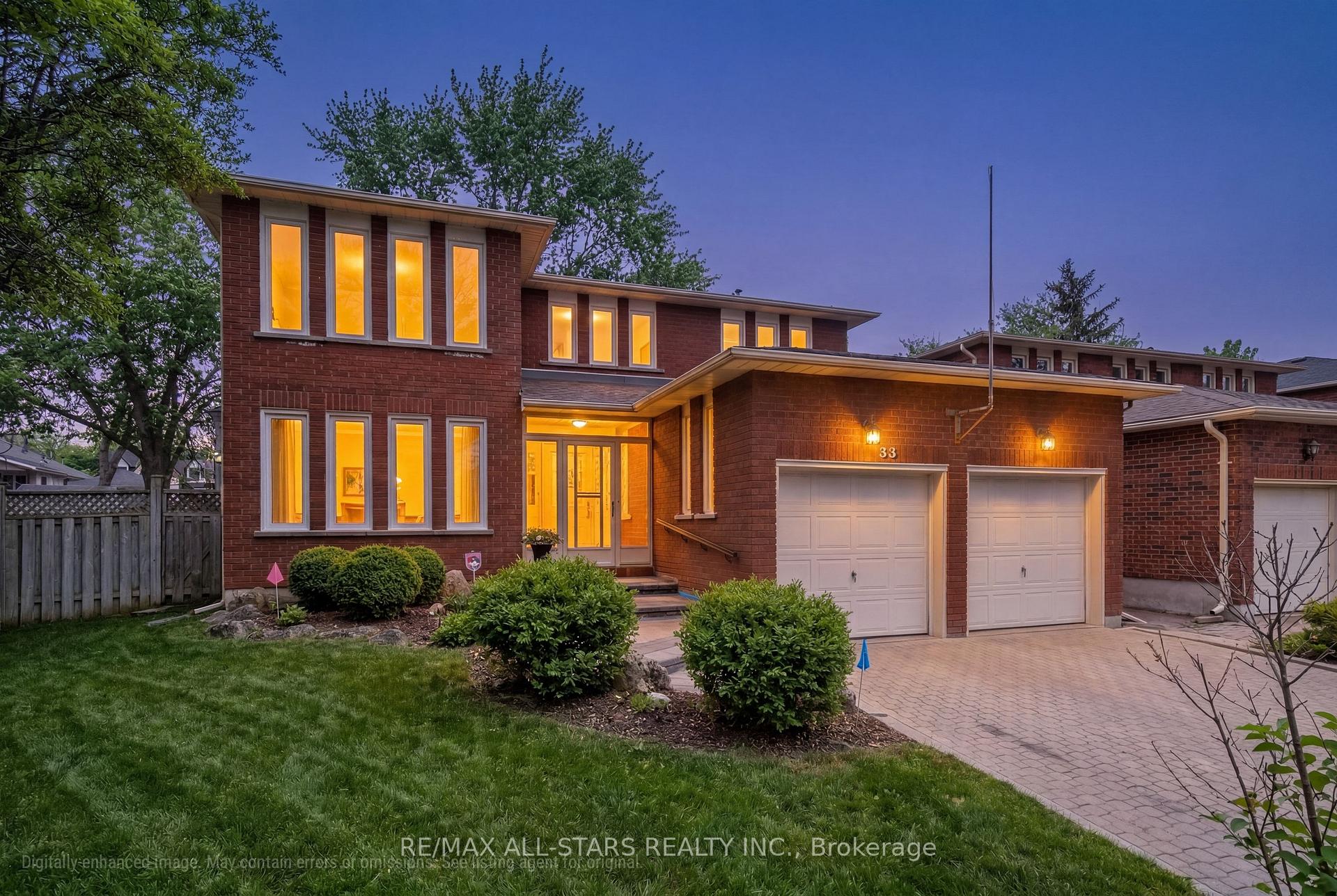 33 Carpenter Court
