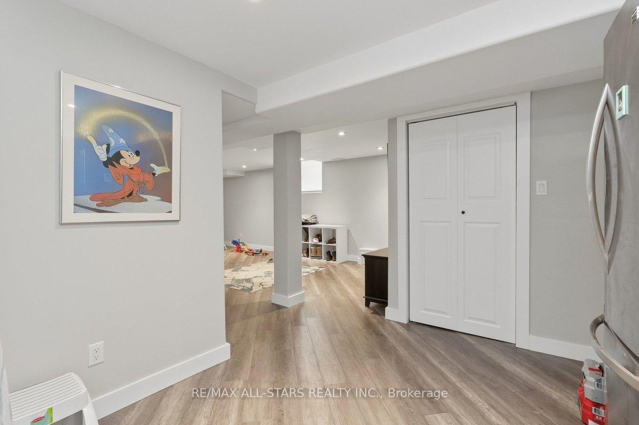 9 Tudor Place