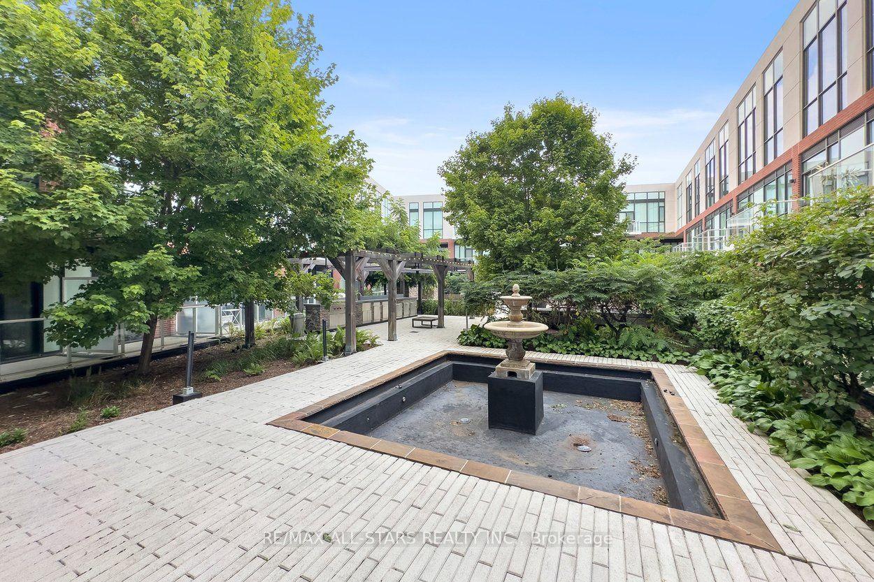 20 Fred Varley Drive 219