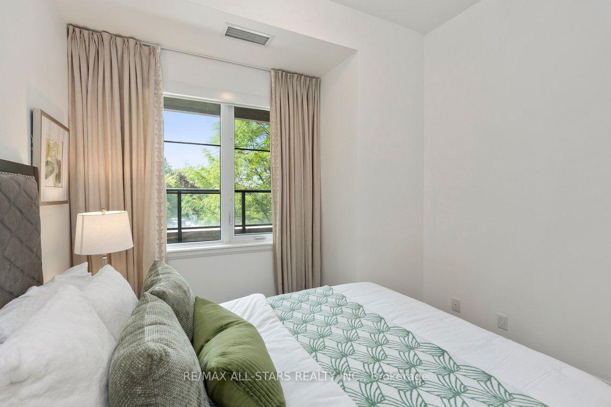 20 Fred Varley Drive 219